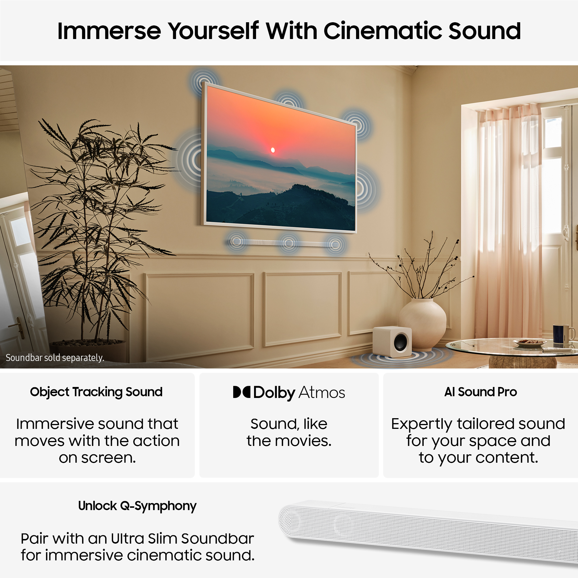 Un soggiorno con TV che mostra un tramonto, impianto audio e descrizioni testuali delle funzioni audio.