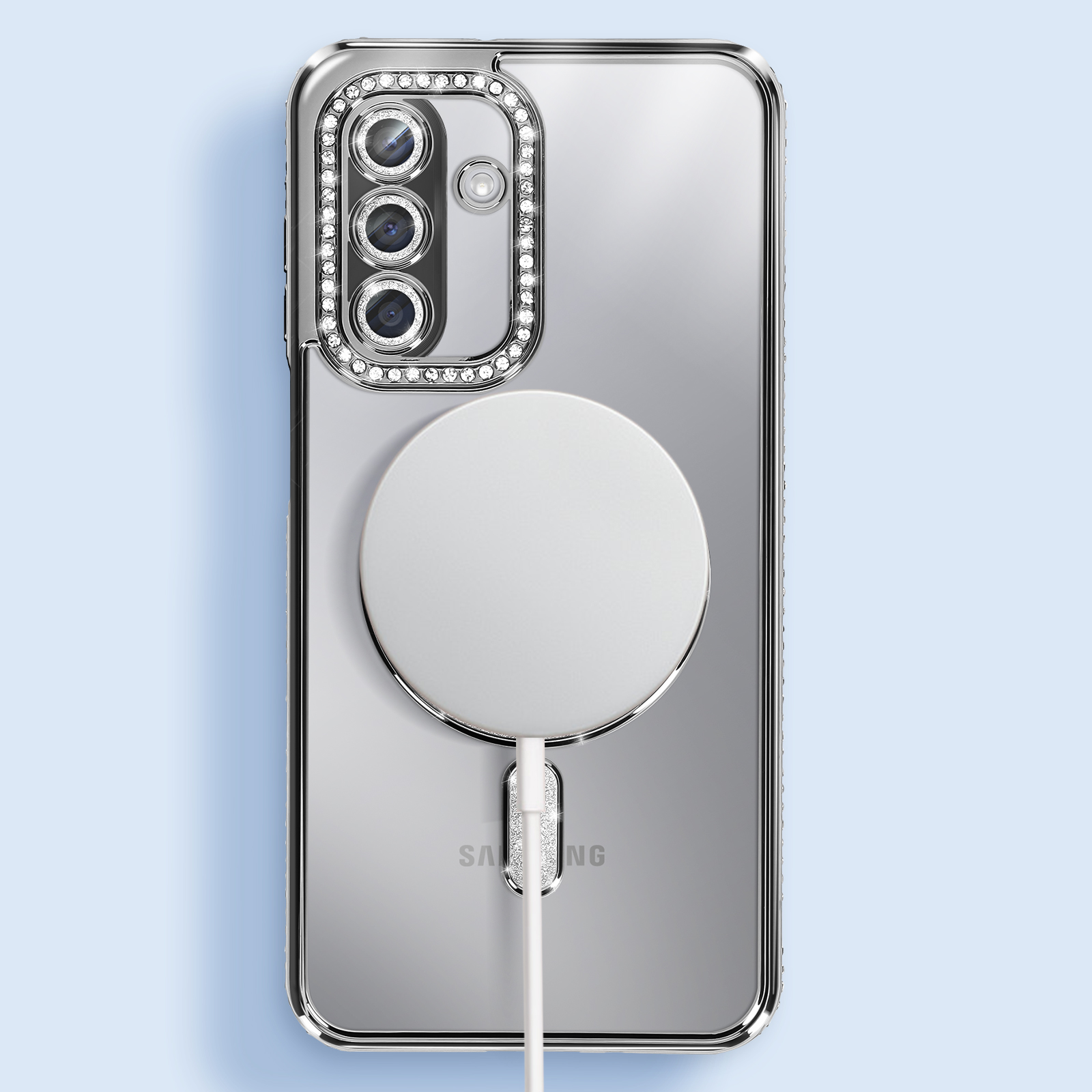 Coque de téléphone transparente avec socle de chargement magnétique. La zone de la caméra est ornée de strass.