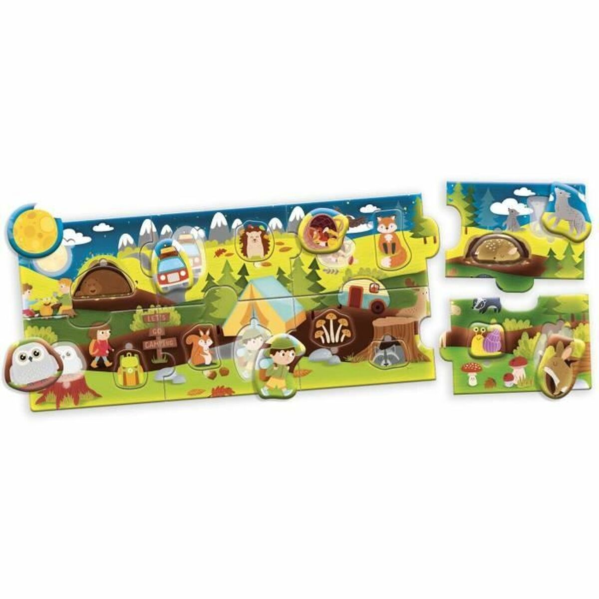 Un puzzle a tema campeggio. Presenta tende, animali, un autobus e un cartello con scritto 'Let's Go Camping'. Lo sfondo mostra alberi e montagne.