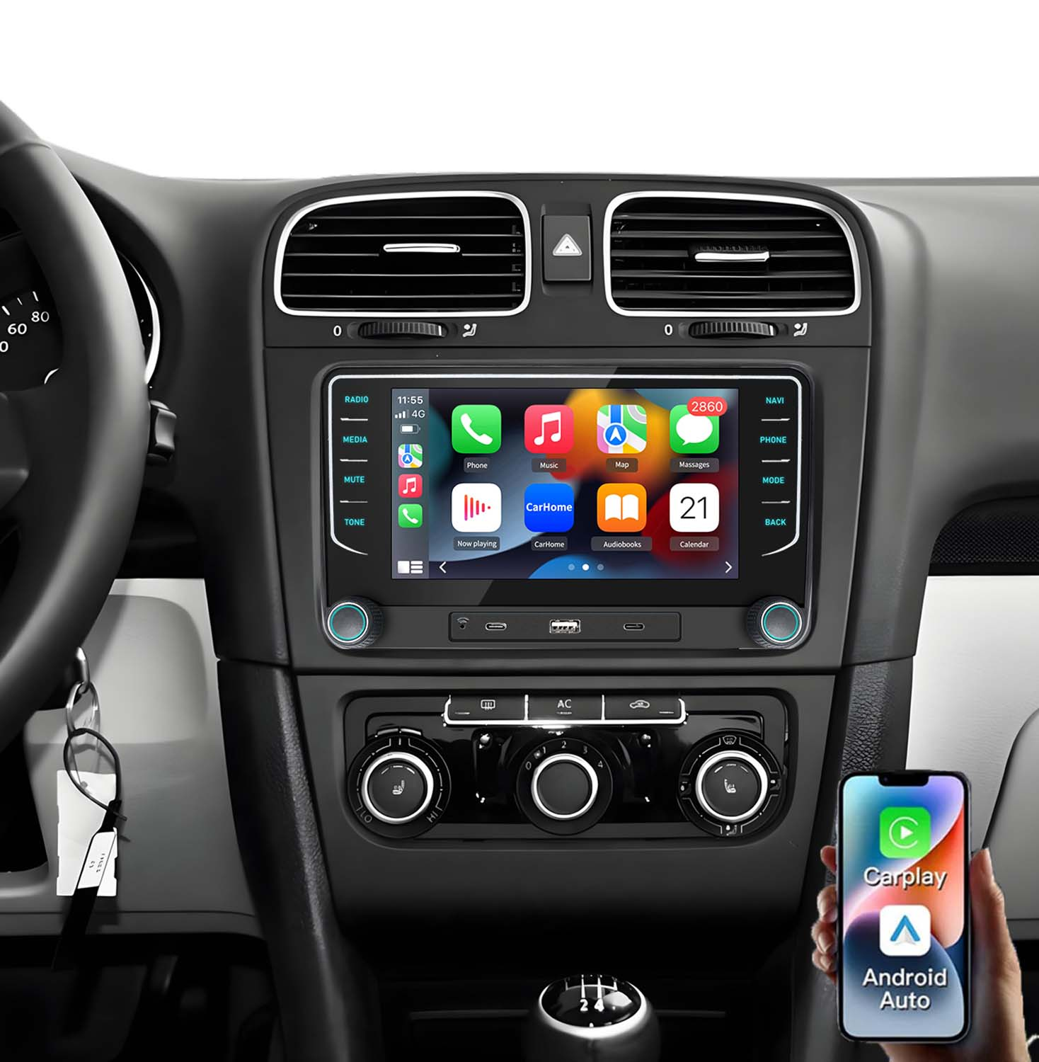 Cruscotto auto con smartphone, CarPlay/Android Auto. Schermo mostra app. Chiavi appese.