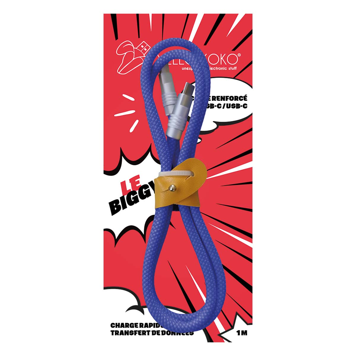 Un cavo USB-C blu è avvolto su sfondo rosso e bianco. Una cinghia di cuoio gialla tiene il cavo. Il testo dice 'LE BIGGY'.