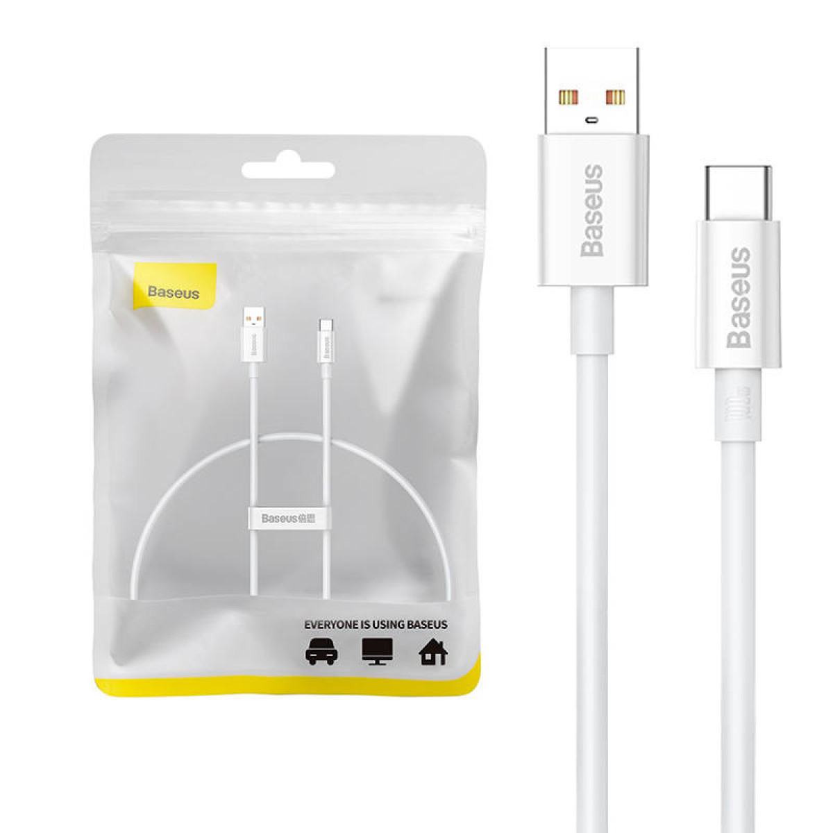 L'immagine mostra un cavo di ricarica USB Baseus bianco, dentro e fuori dalla sua confezione, con sfondo bianco.