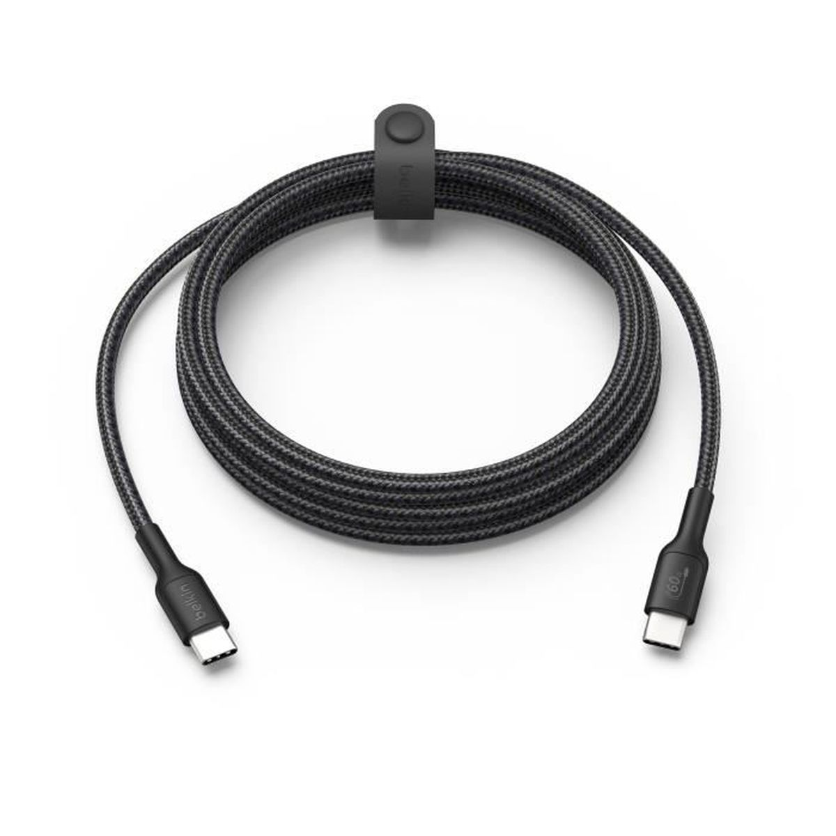 Ein schwarz-graues USB-C-Kabel, aufgerollt, mit Lederriemen. Die Enden haben USB-C-Anschlüsse. Der Hintergrund ist weiß.