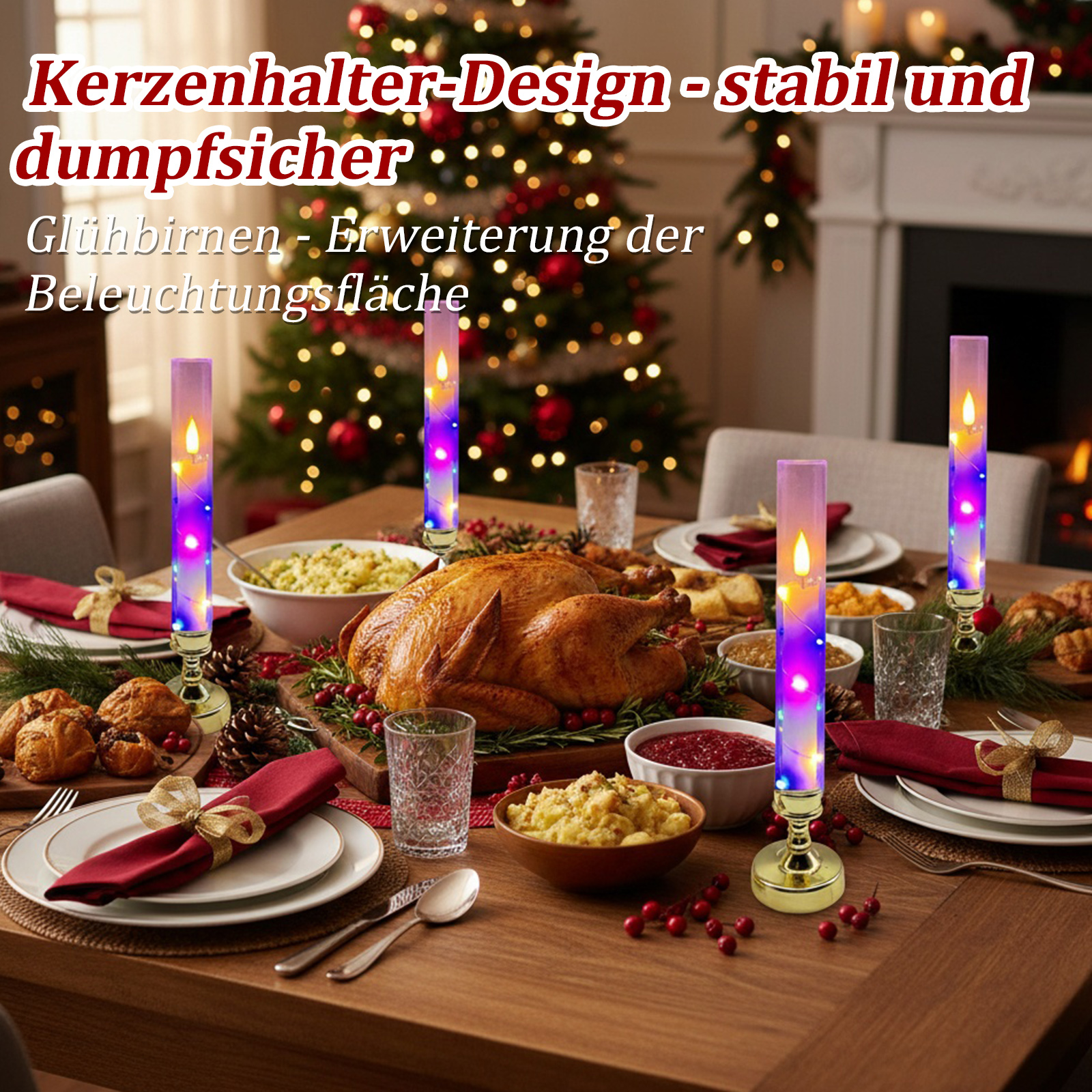 Festliche Abendessen mit Truthahn, Kerzen, Beilagen und einem geschmückten Weihnachtsbaum im Hintergrund.