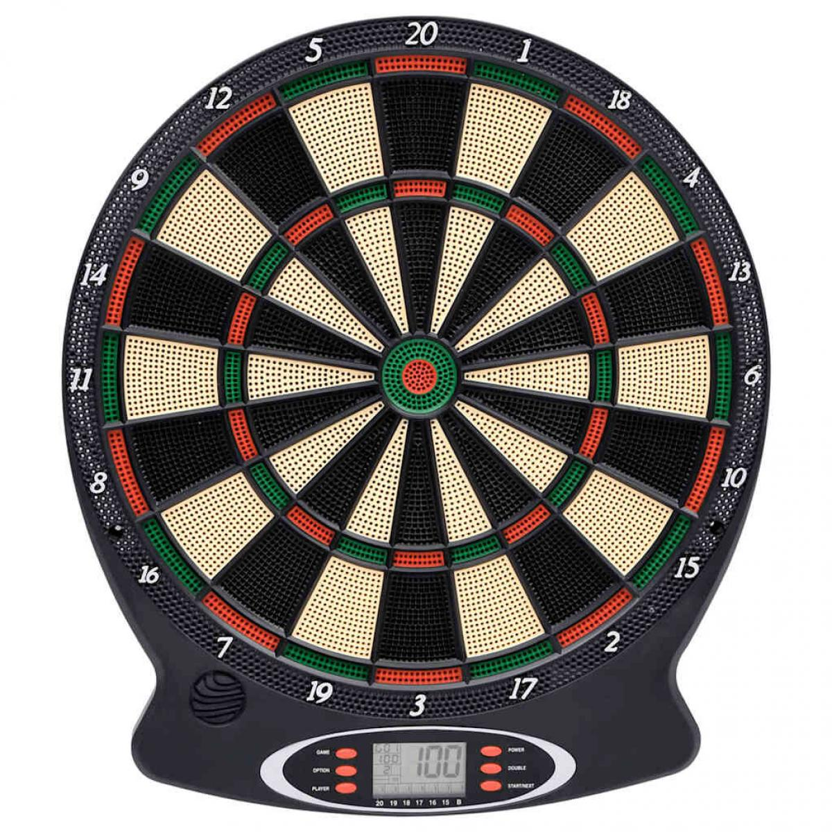 Eine schwarze Dartscheibe mit Zahlen, Abschnitten in Schwarz, Beige, Rot und Grün. Ein digitales Display unten zeigt Ergebnisse und Optionen.