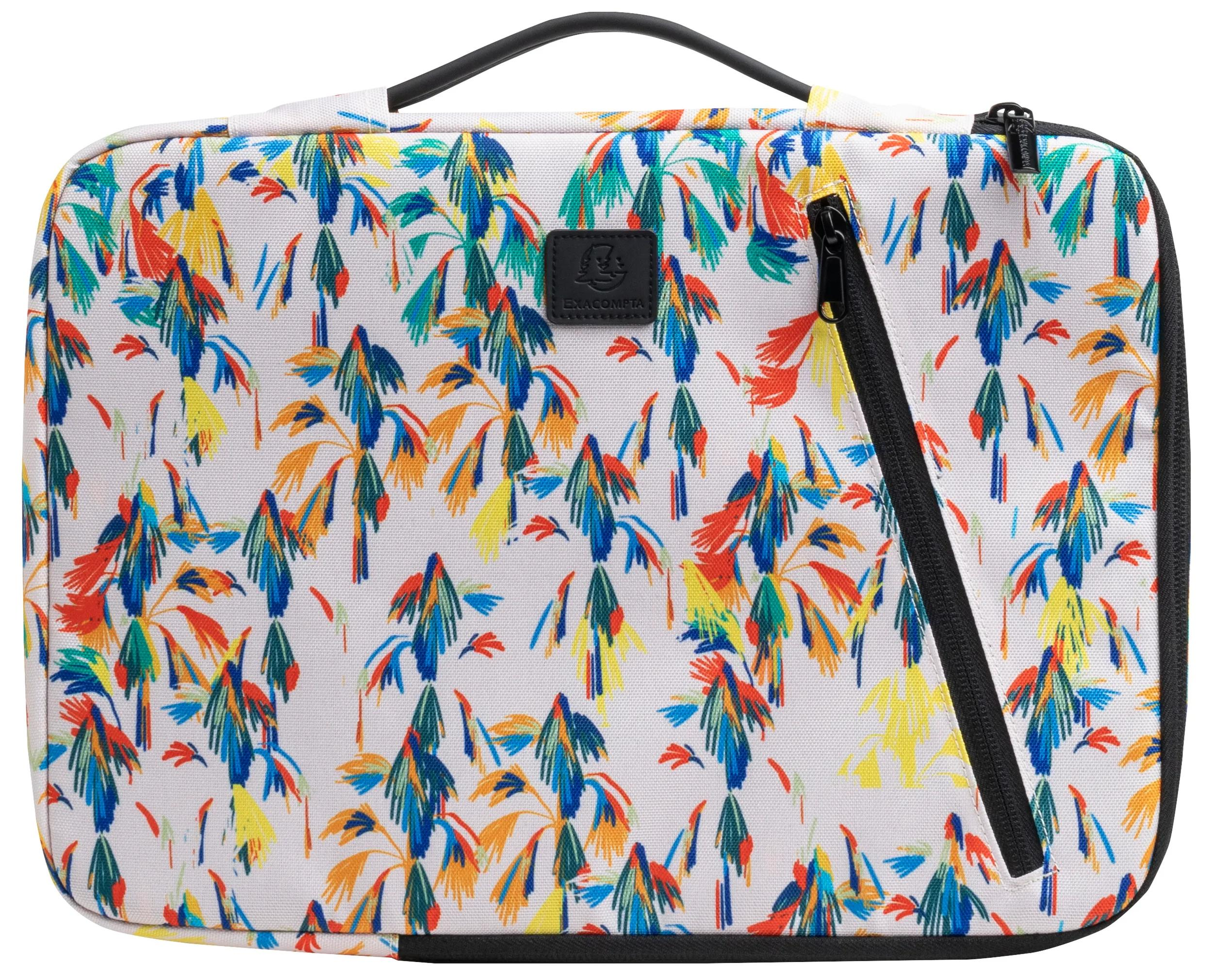 Una borsa bianca con un design astratto di palme colorate. Ha una cerniera, un manico e un logo neri.