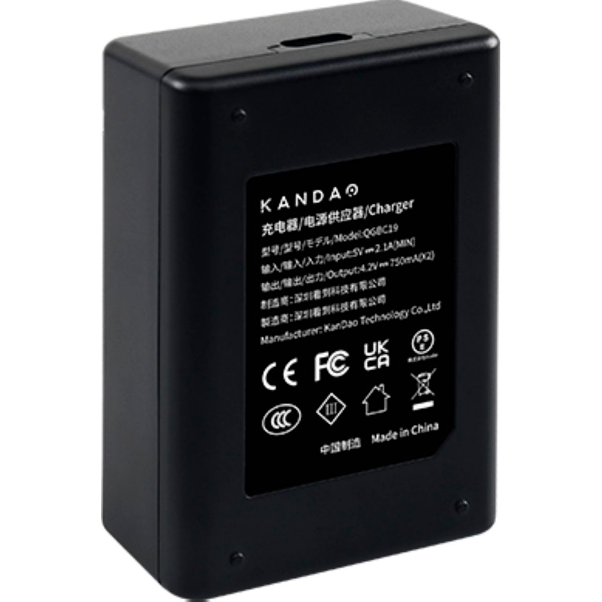 Ein schwarzes Kanda-Ladegerät. Es hat Text auf Chinesisch und Englisch. Das Ladegerät hat CE-, UKCA- und andere Zertifizierungszeichen.