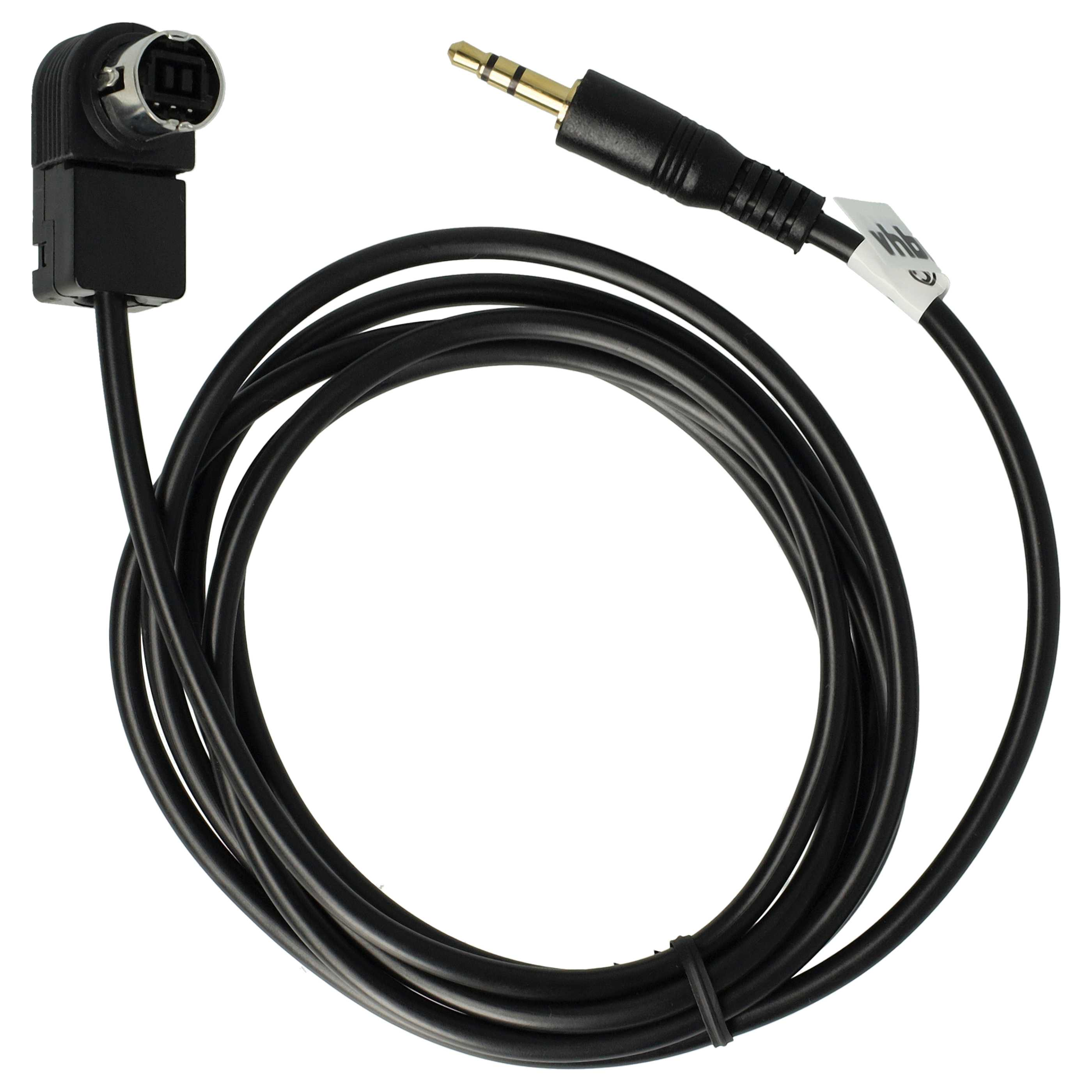 Schwarzes Audiokabel mit 3,5-mm-Klinke und Stecker. Es ist auf weißem Hintergrund.