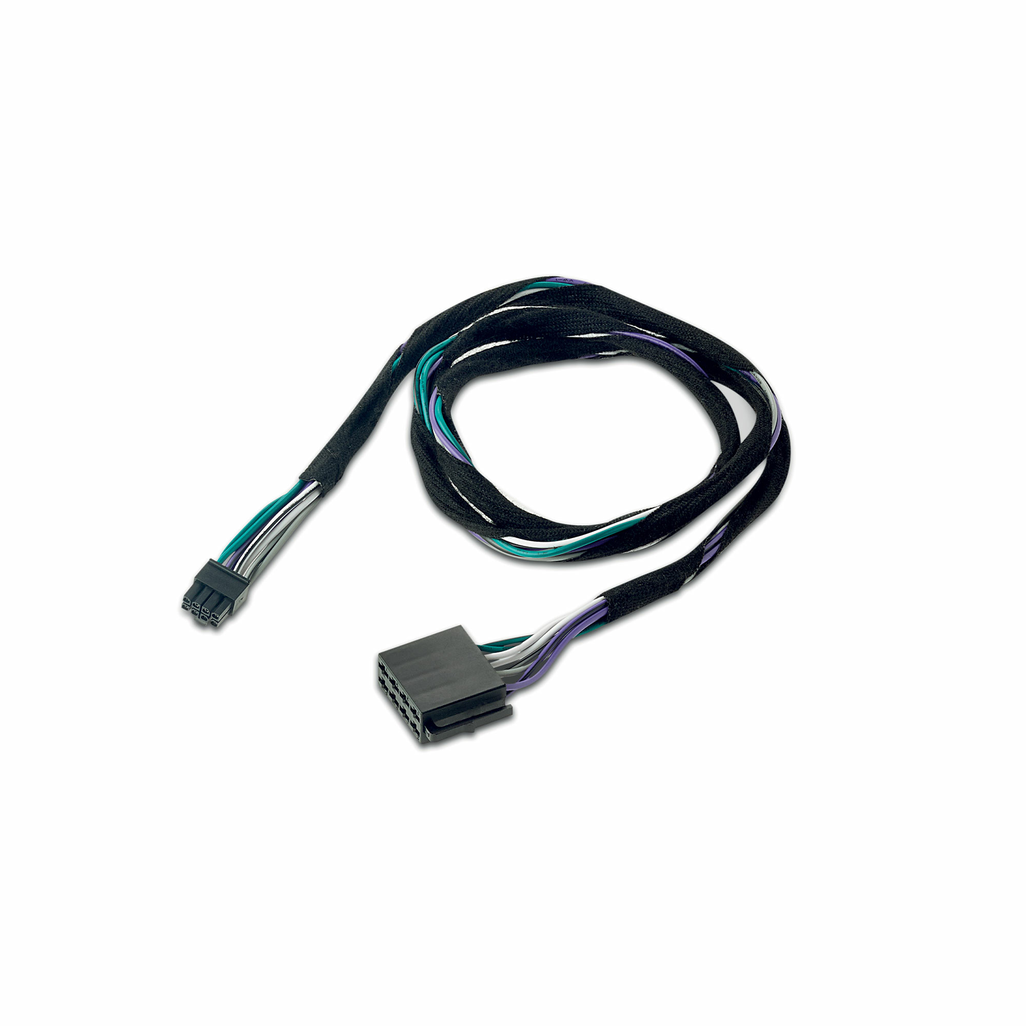 Ein schwarzes Elektrokabel mit mehreren farbigen Drähten und Steckern auf weißem Hintergrund.