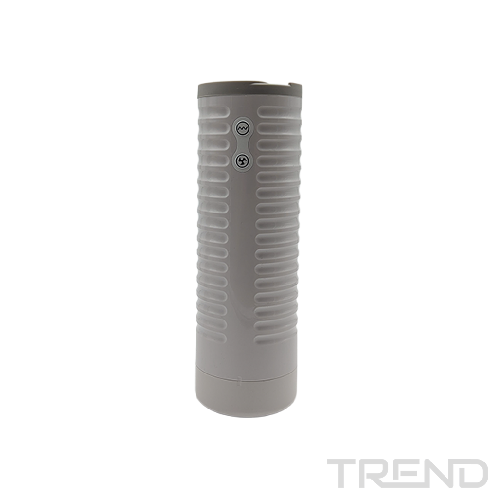 Szare, cylindryczne urządzenie z żebrowanym korpusem i dwiema ikonami przycisków. Góra i dół są ciemnoszare. Tło jest białe.