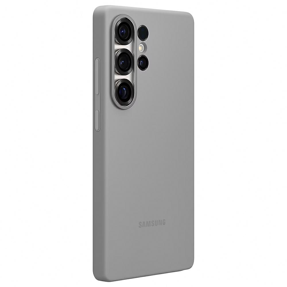 Una custodia grigia per telefono con più lenti della fotocamera. Il logo Samsung è visibile. Il telefono è in una custodia grigio chiaro.