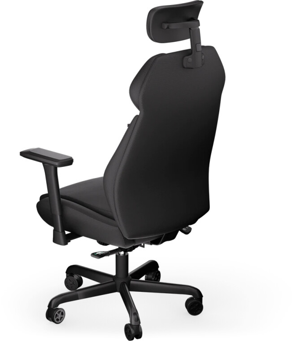 Ein schwarzer ergonomischer Bürostuhl. Er hat eine Kopfstütze, Armlehnen und ein Fünf-Sterne-Gestell mit Rollen, vor weißem Hintergrund.