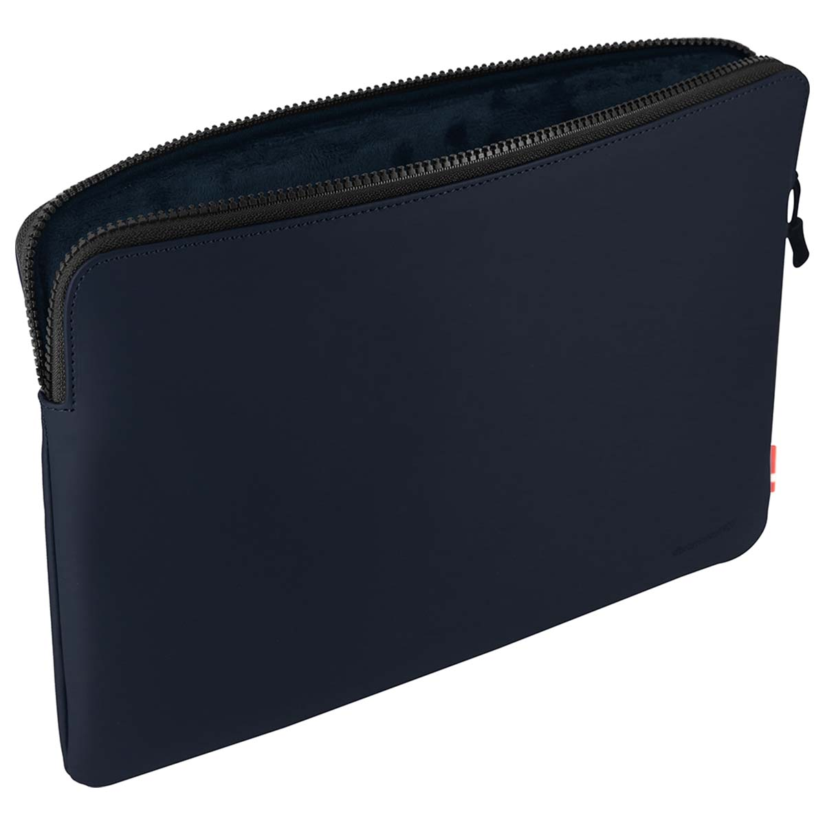 Una custodia blu navy per laptop con cerniera aperta. L'interno è blu scuro. Piccola etichetta rossa visibile in basso a destra.