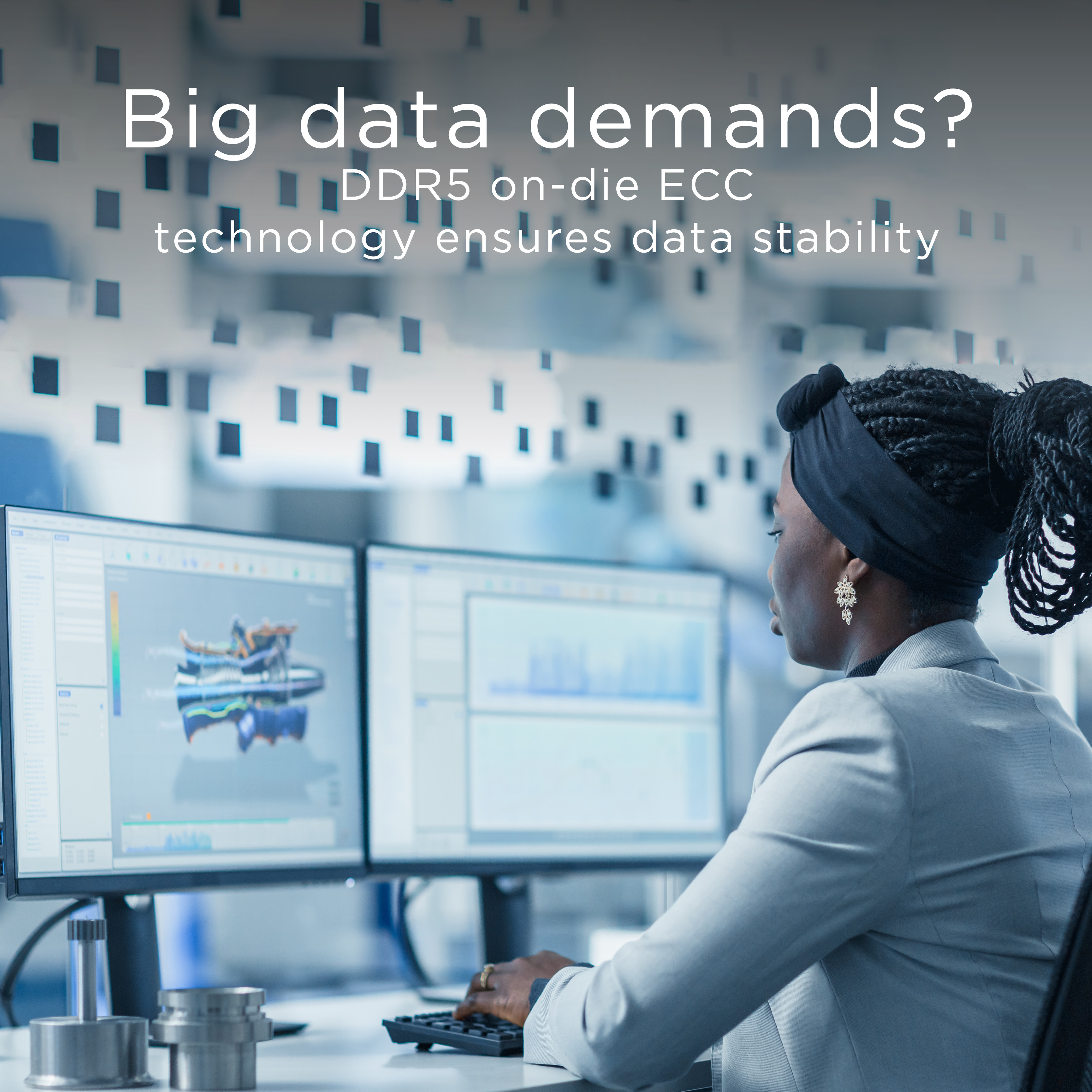 Una donna lavora al computer. Lo schermo mostra dati. Il testo in alto dice: Big data in aumento? La tecnologia DDR5 garantisce la stabilità dei dati.