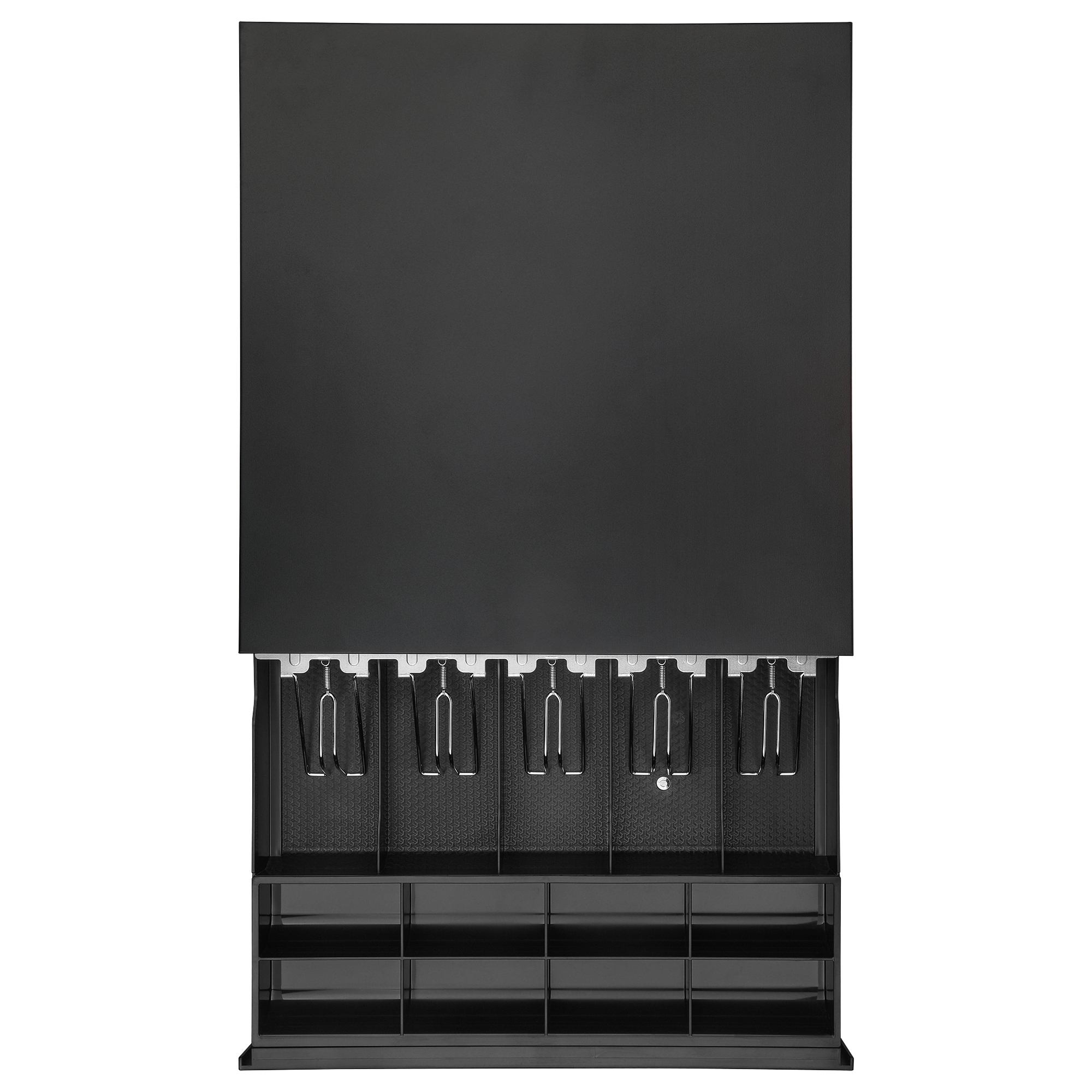 Una caja registradora negra con múltiples compartimentos. Se ven ganchos de metal plateado. El fondo es blanco.