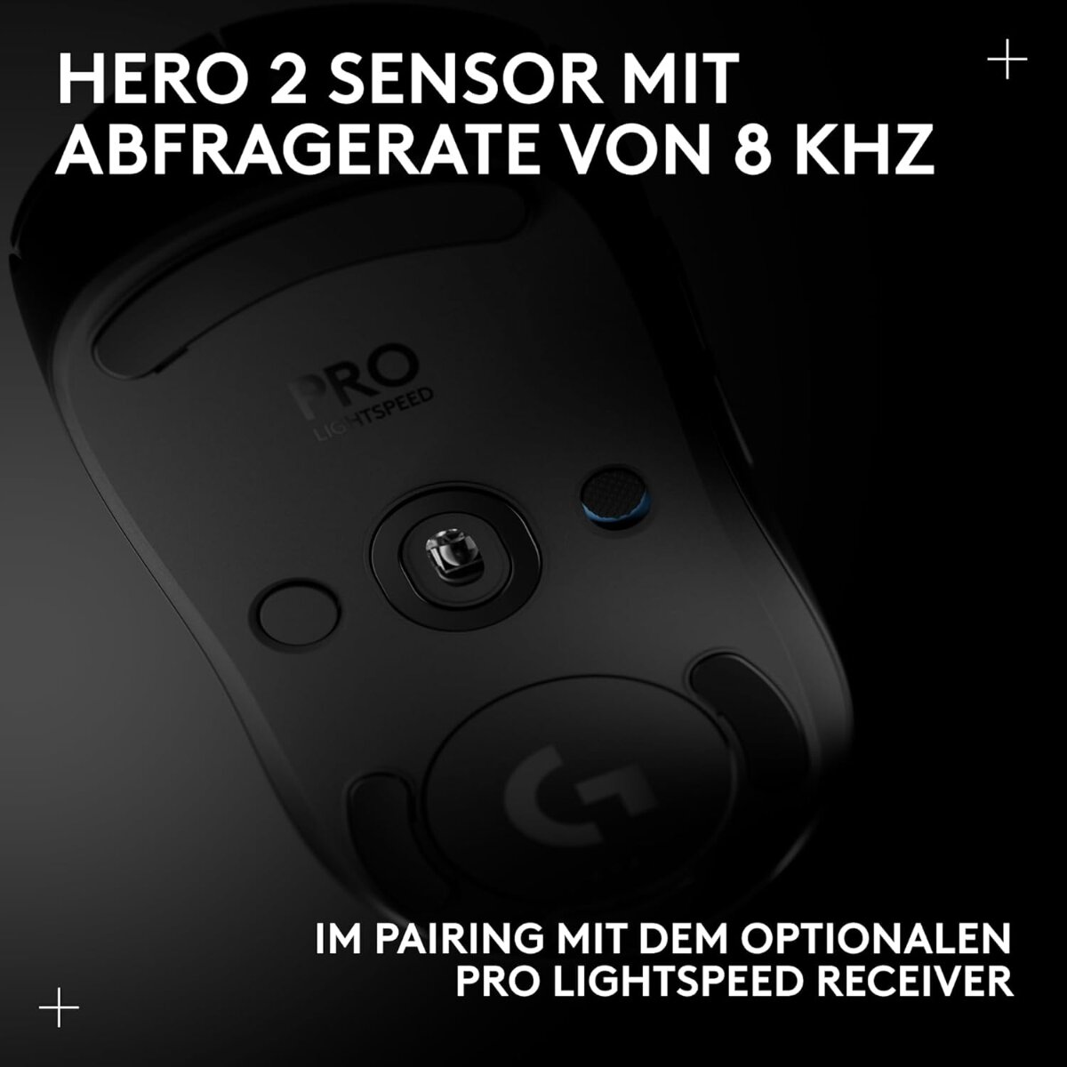 Zwarte Logitech PRO Lightspeed muis. Tekst: HERO 2 SENSOR, 8 KHZ, PRO LIGHTSPEED en ontvanger. Met G-logo en blauwe knop.