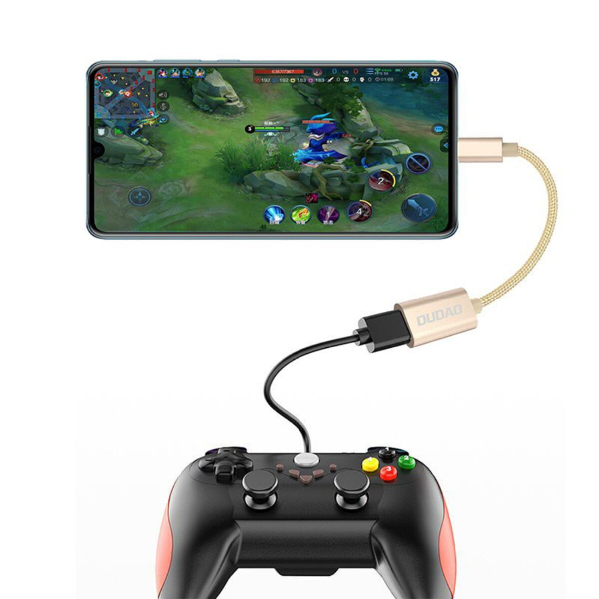 Uno smartphone collegato a un controller di gioco tramite un cavo. Il telefono mostra un gioco. Il controller è nero con accenti rossi.