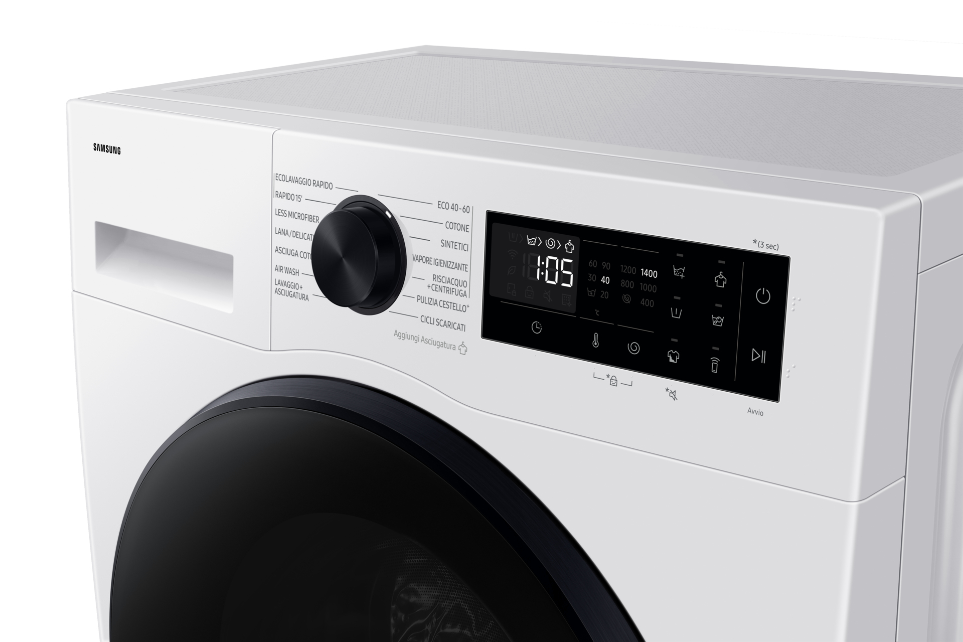Lave-linge Samsung blanc avec panneau de commande noir. L'écran affiche 1:05. Il existe diverses options de cycle de lavage.