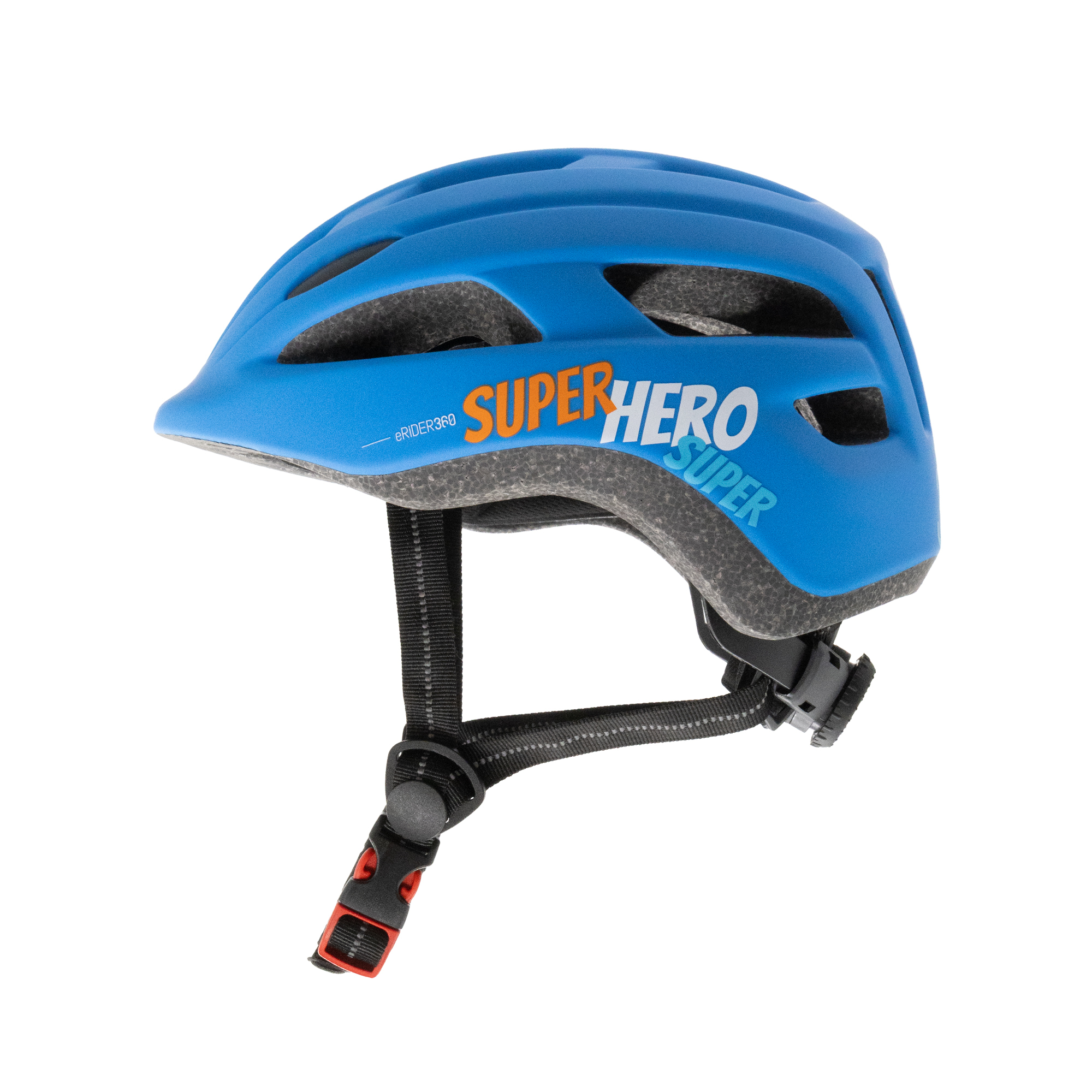 Un casco de bicicleta azul con la palabra SUPERHERO en naranja y blanco. El casco tiene correas negras y una hebilla roja.