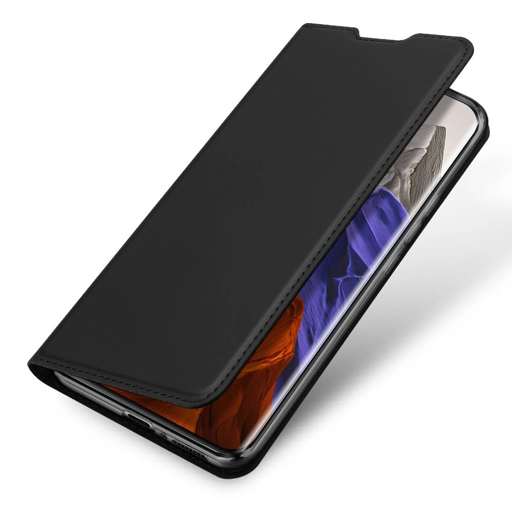 Custodia nera per telefono, parzialmente aperta, che rivela uno schermo con arte astratta colorata. La custodia è simile alla pelle.