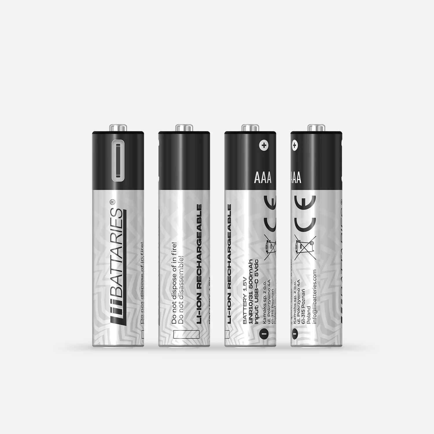 Cztery akumulatory AAA z czarnymi górnymi częściami, srebrnymi korpusami i białymi etykietami. Mają nadrukowany tekst marki i ostrzeżenia.
