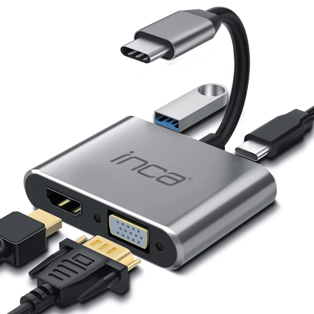 Hub Inca argentato con più porte e cavi collegati, tra cui HDMI, USB-C e VGA, su sfondo bianco.