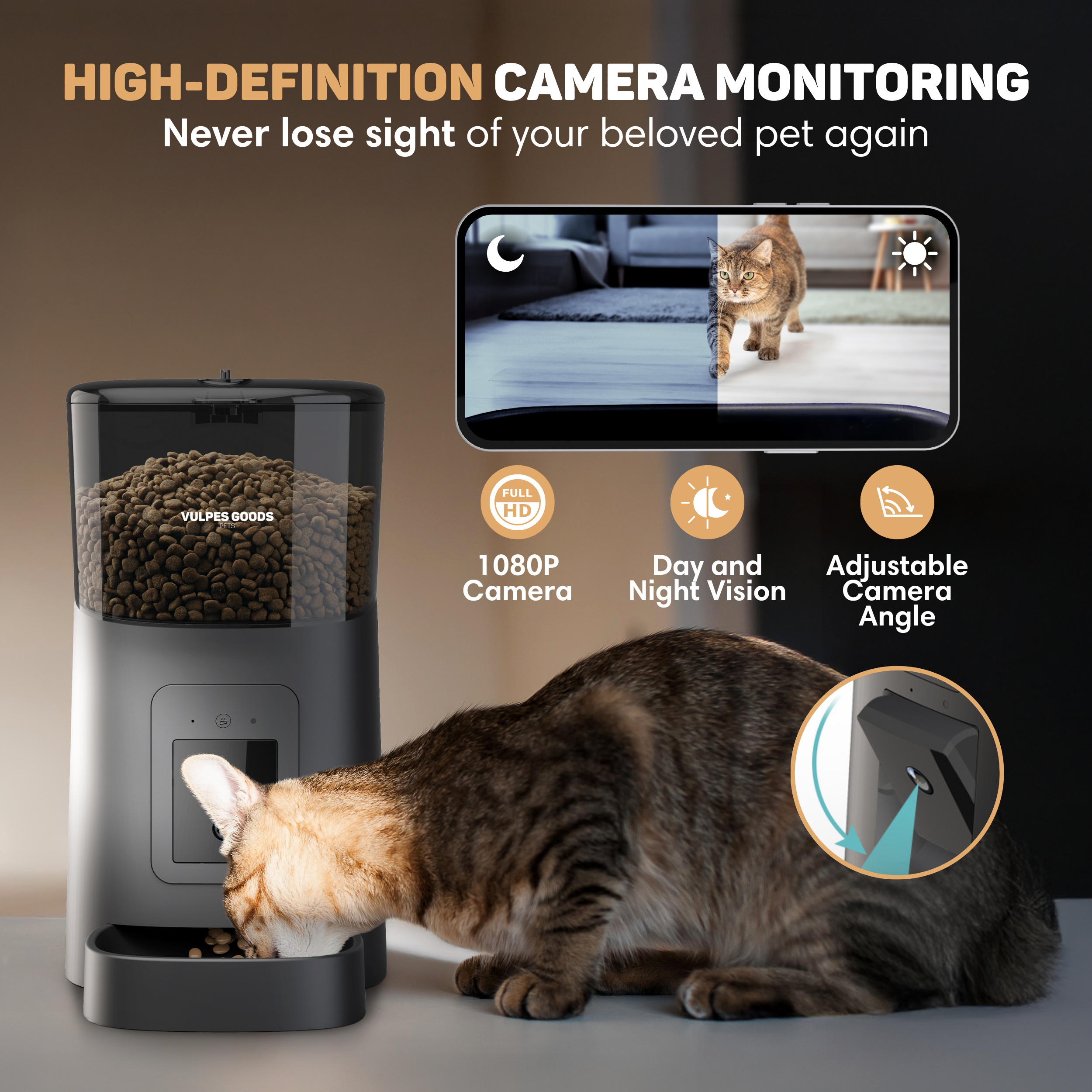 Een kat eet uit een voederautomaat. De voederautomaat heeft een camera en dierenvoer. De tekst luidt: Camerabewaking.