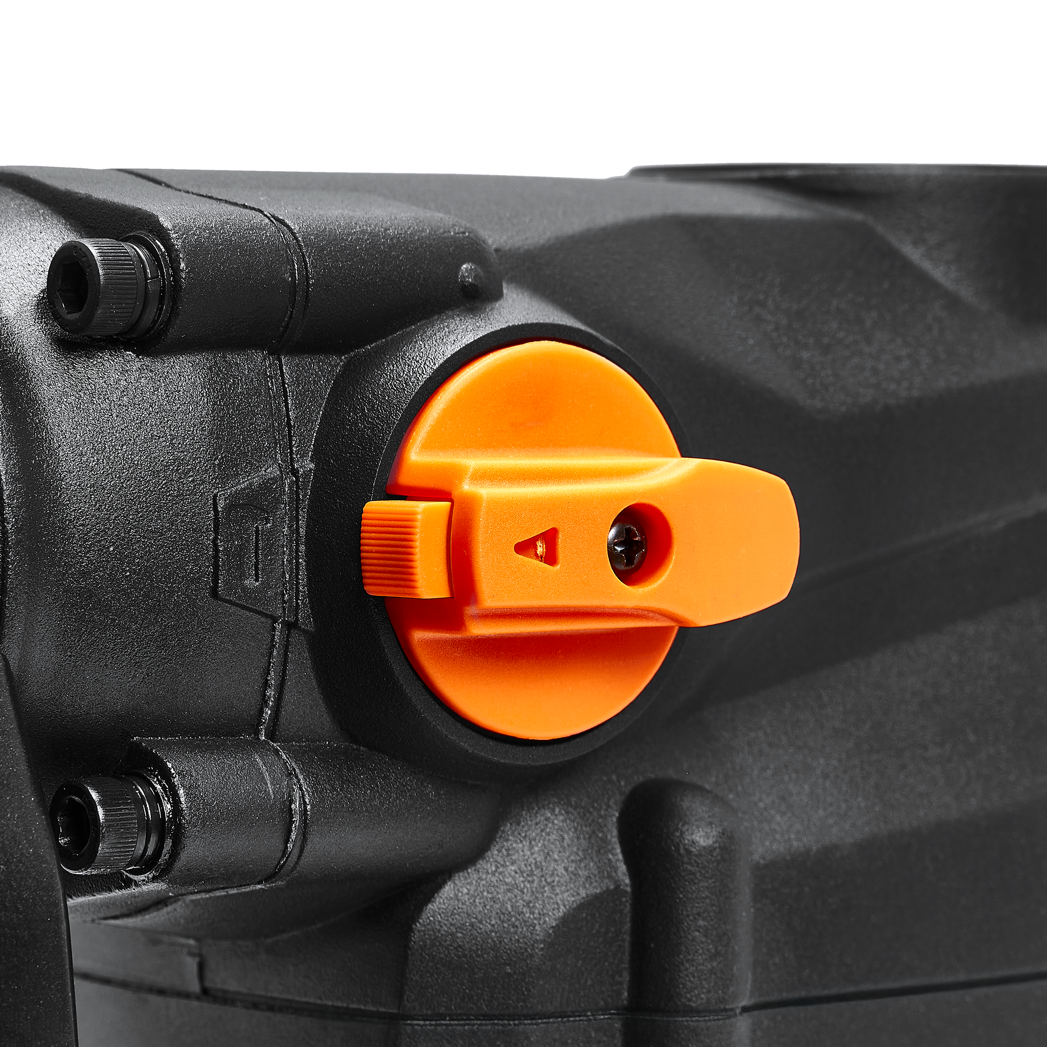 Zbliżenie czarnego elektronarzędzia z pomarańczowym przełącznikiem. Przełącznik ma dźwignię i śrubę.