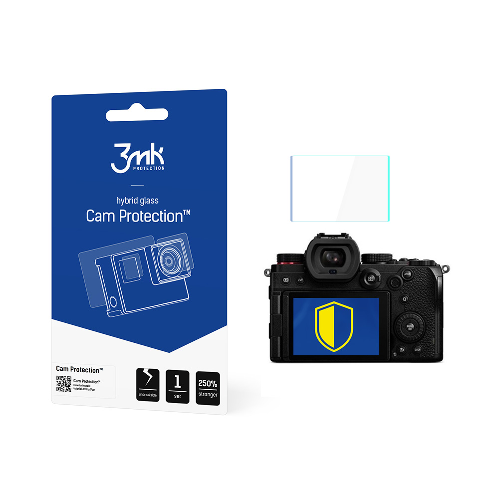 Una fotocamera con scudo giallo, protezione schermo e confezione con testo 'Cam Protection'.