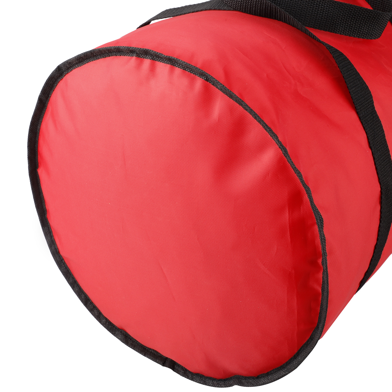 Eine rote zylindrische Tasche mit schwarzem Besatz und Trägern. Die Tasche befindet sich auf weißem Hintergrund, Nahaufnahme.