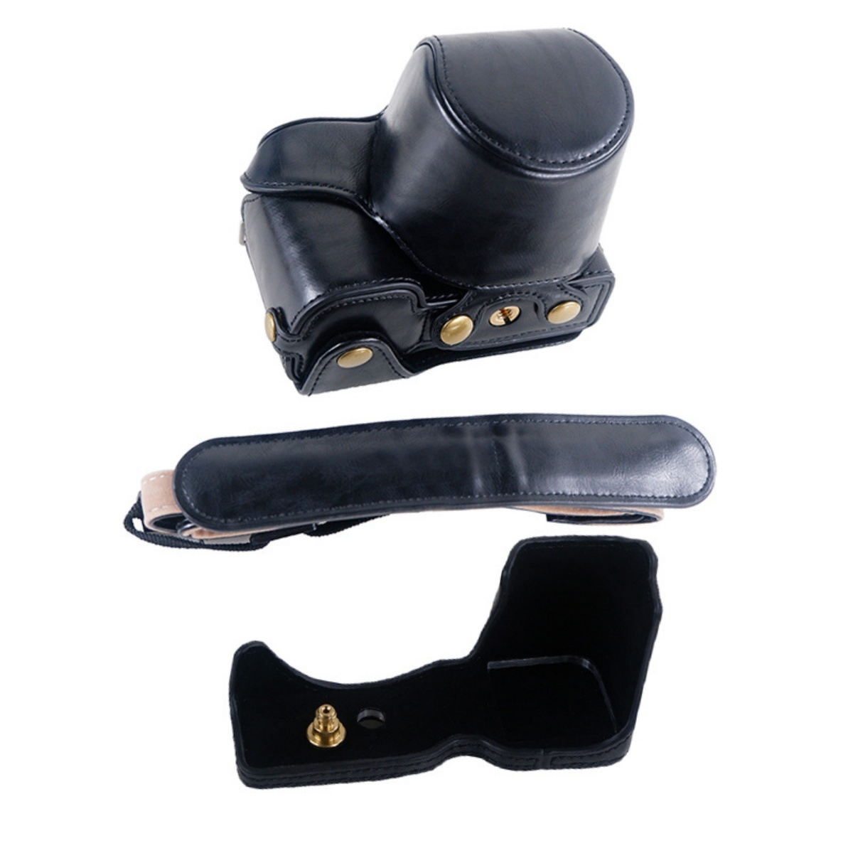 Schwarze Leder-Kameratasche mit Riemen und Bodenabdeckung, Messingdetails auf weißem Hintergrund.