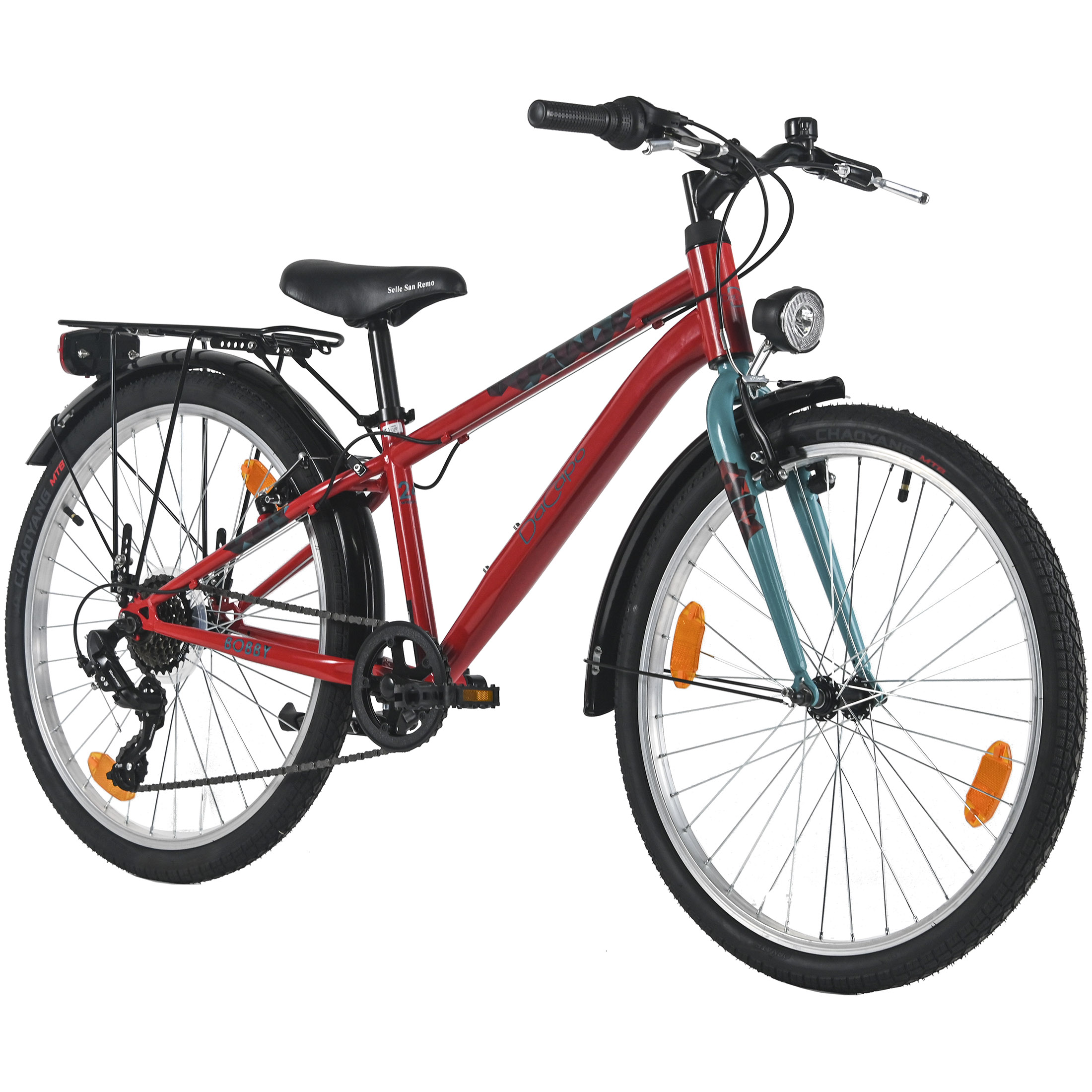 Ein rotes und blaugrünes Fahrrad mit schwarzen Reifen und Sitz, orangefarbenen Reflektoren und einem schwarzen Gepäckträger.