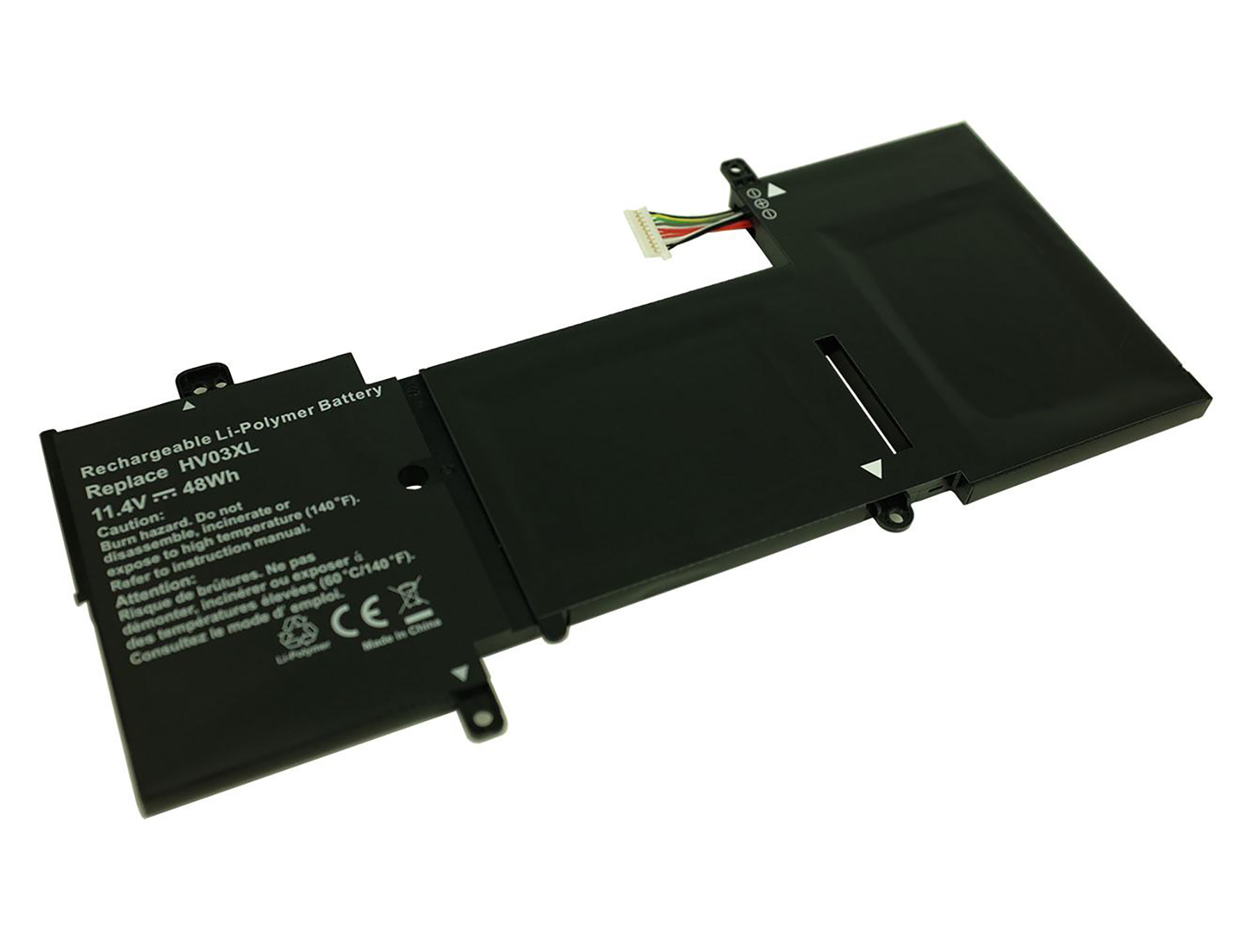 Ein schwarzer Laptop-Akku mit weißem Stecker. Er hat Textaufkleber und Warnhinweise. Der Hintergrund ist weiß.