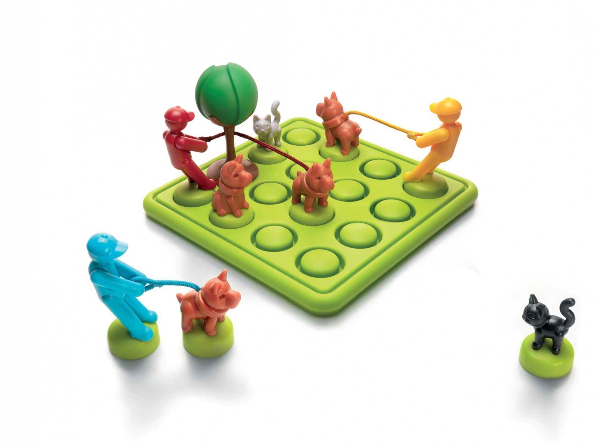Gra z figurkami psów, kotów i ludzi na zielonej planszy. Postacie są połączone smyczami lub stoją wolno.