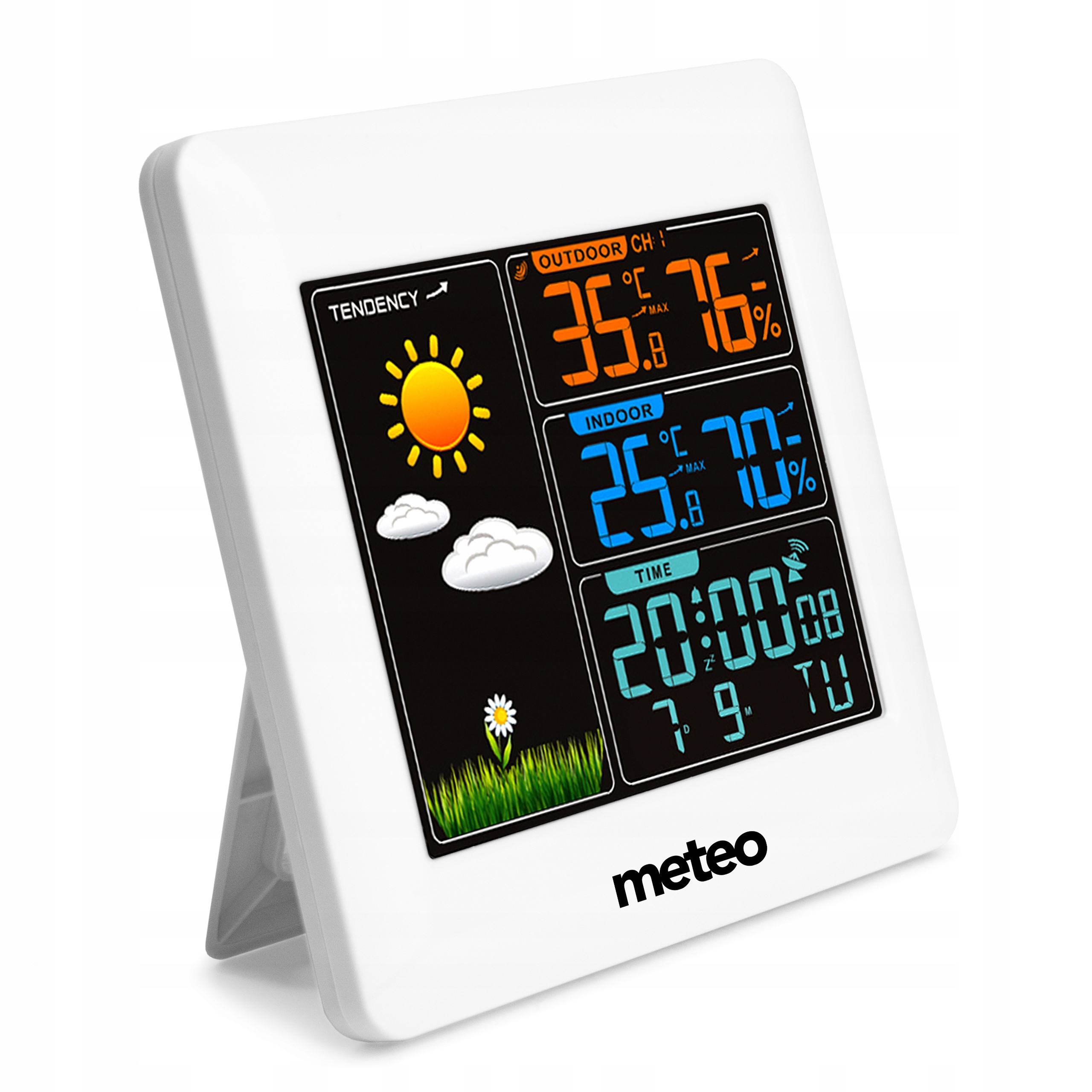 Biała stacja pogodowa wyświetla temperaturę zewnętrzną i wewnętrzną, wilgotność i czas. Widoczne są słońce, chmury i kwiat.