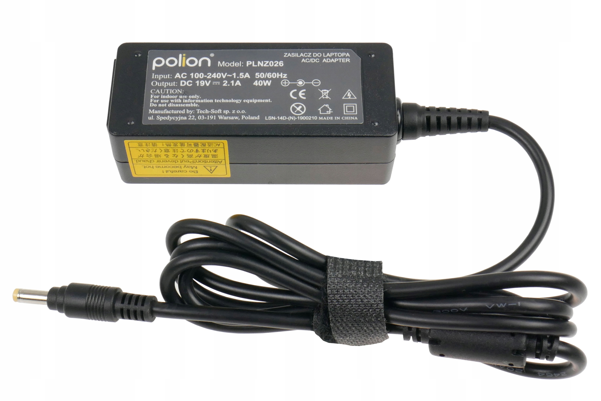 Czarna ładowarka do laptopa z czarnym kablem. Ładowarka ma biały tekst.