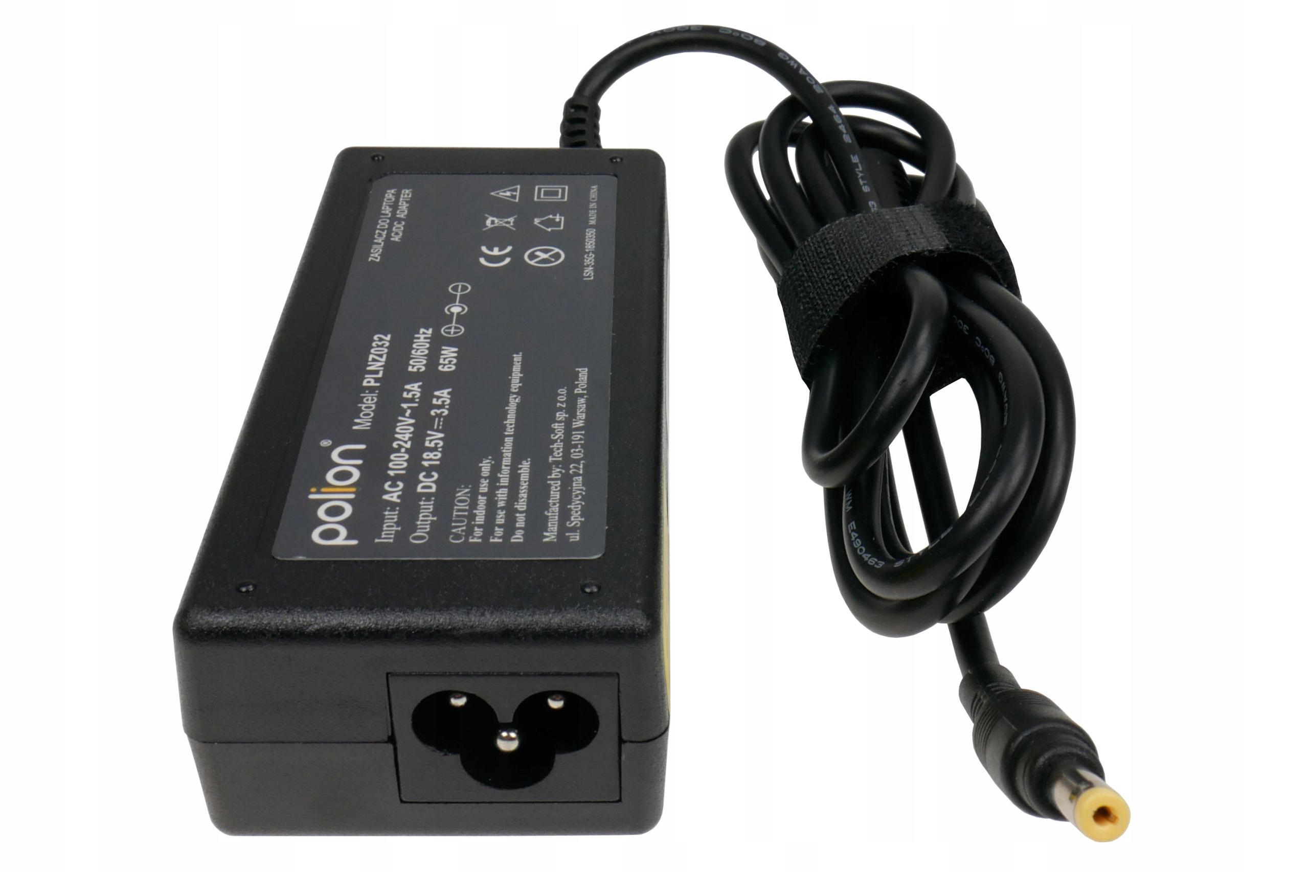 Czarna ładowarka do laptopa z czarnym kablem. Ma etykietę wejścia i wyjścia.