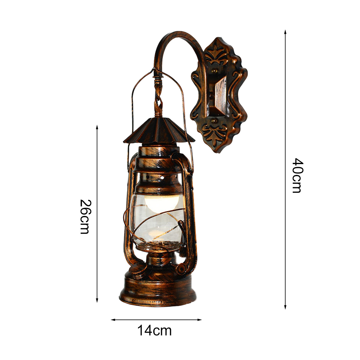 Eine antike Wandlampe aus Bronze. Sie ist 40 cm hoch und 14 cm breit. Die Lampe hat einen Glasschirm und eine dekorative Halterung.
