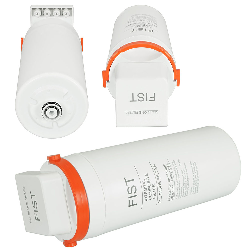 Drei weiße Wasserfilter mit orangefarbenen Akzenten. Ein Filter steht aufrecht, einer ist abgewinkelt, der andere horizontal.