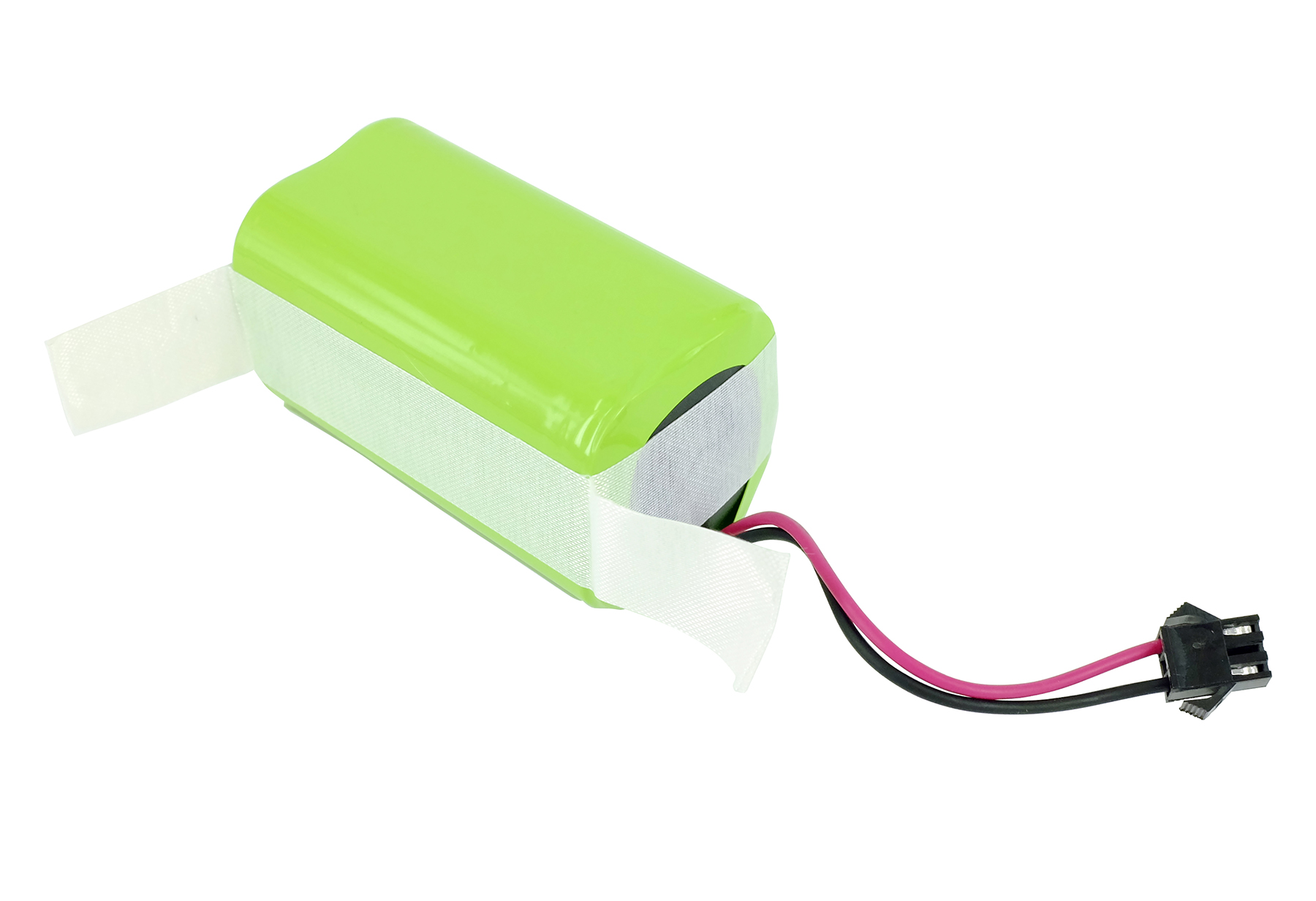 Grüner Akku mit weißem Klebeband, schwarzen und rosa Drähten und einem schwarzen Stecker auf weißem Hintergrund.