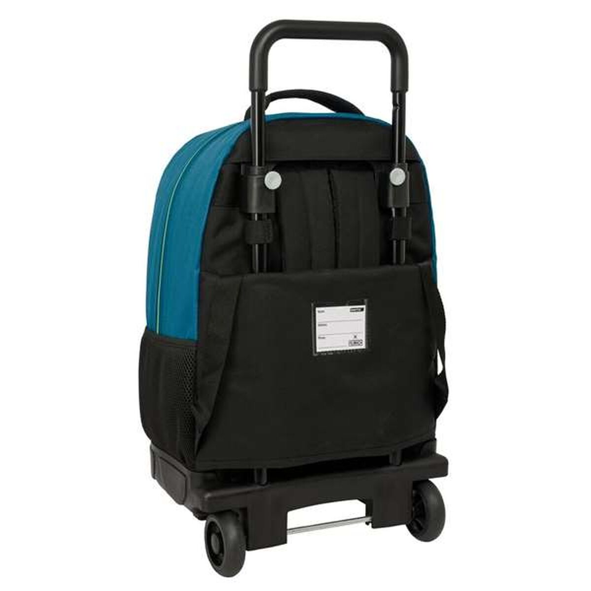 Ein teal-schwarzer rollender Rucksack steht aufrecht. Er hat einen ausziehbaren Griff, Räder und ein Namensschild. Der Hintergrund ist weiß.