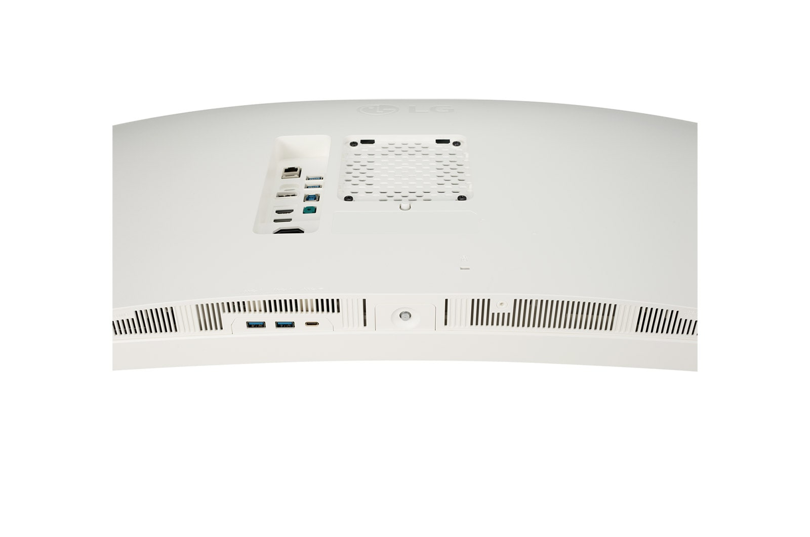 Widok z tyłu białego monitora LG. Ma zakrzywioną konstrukcję z różnymi portami i otworami wentylacyjnymi.