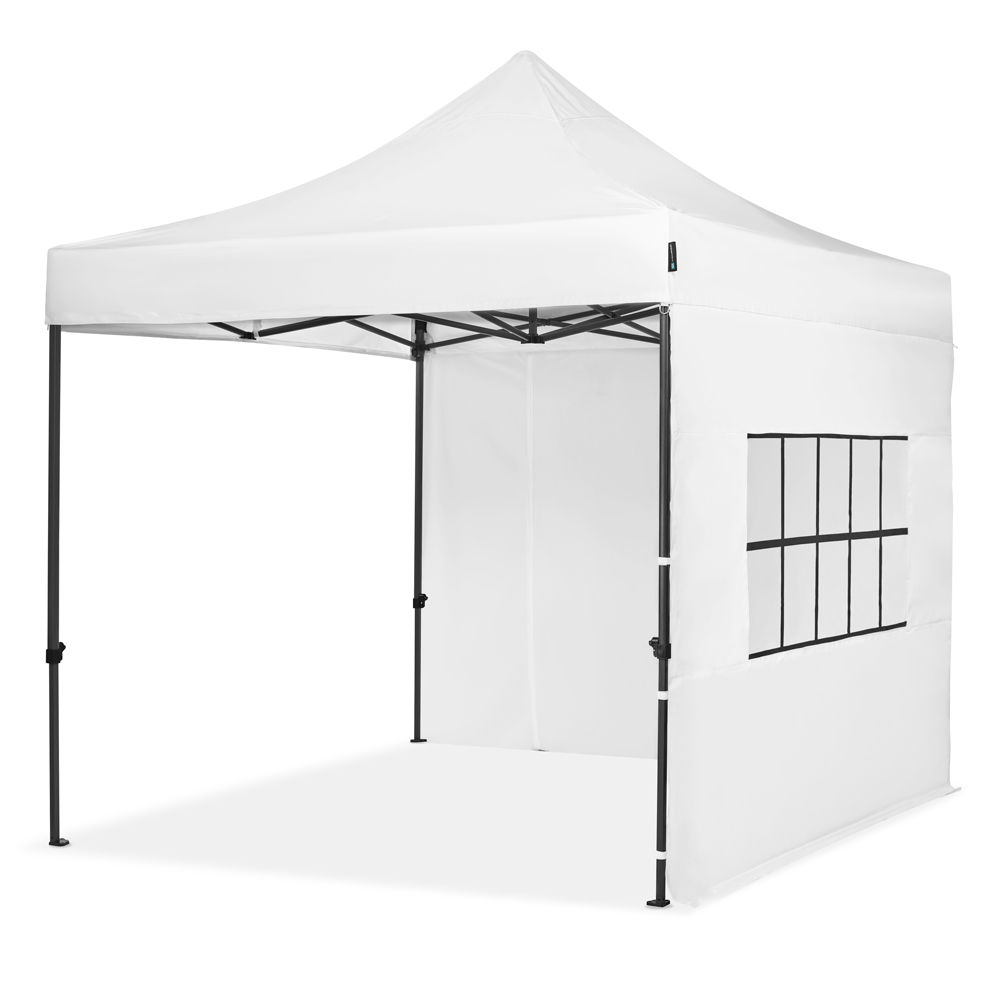 Een witte pop-up tent met zwart frame en een raam. Op een witte achtergrond.