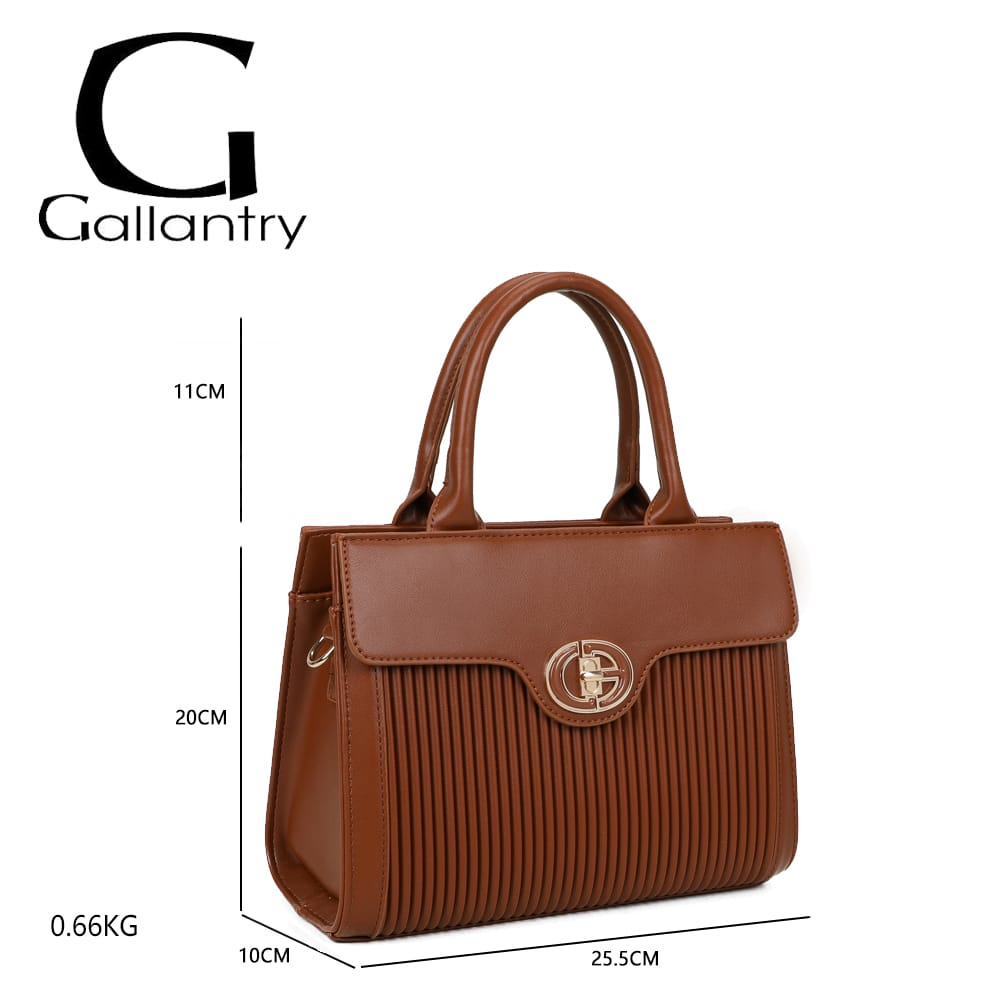 Bolso de mano de cuero marrón con asas. Se indican las dimensiones y el peso. La marca Gallantry está arriba a la izquierda.