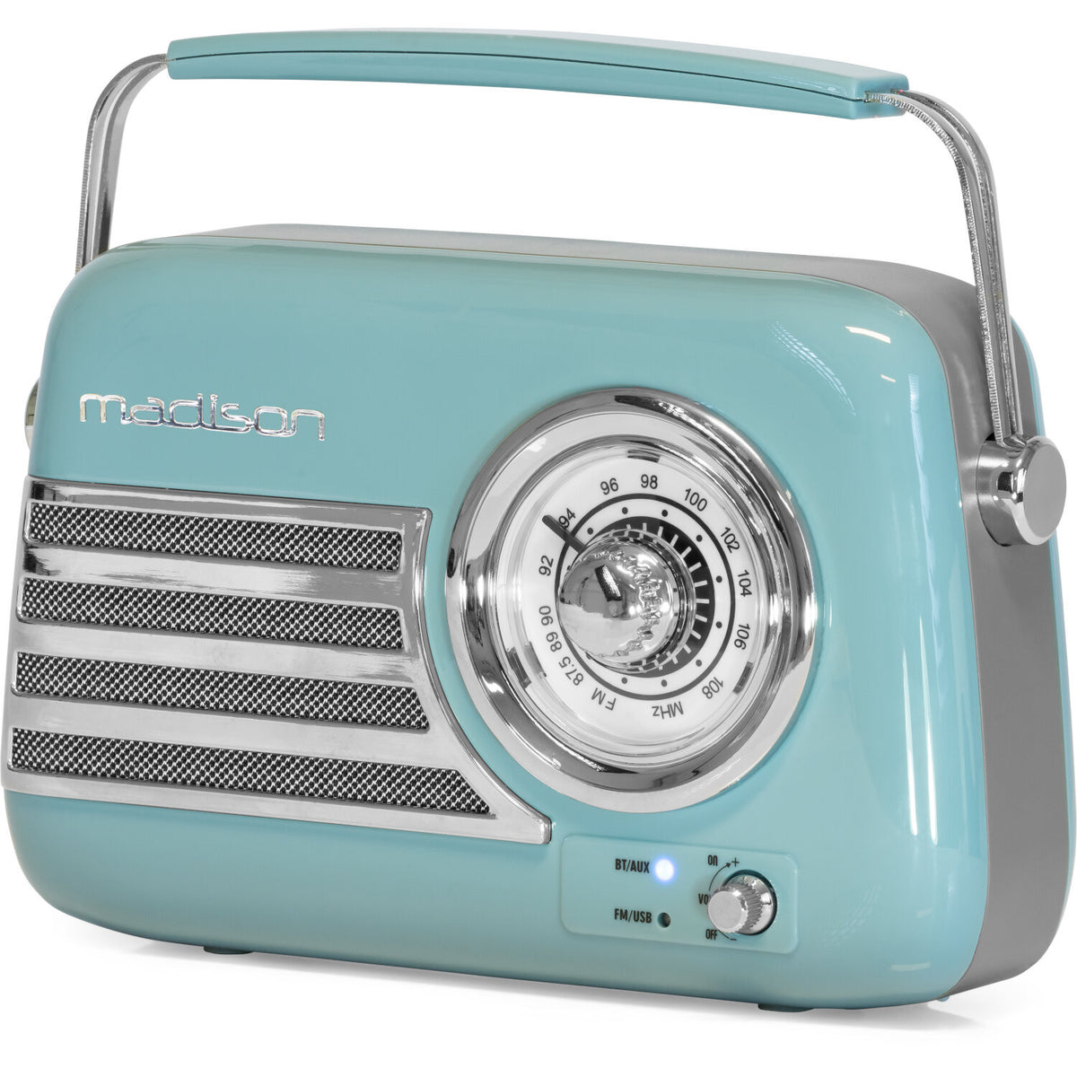 Ein Radio im Vintage-Stil in Aqua und Silber. Es hat ein Zifferblatt, einen Griff und die Marke 'Madison'. Das Radio hat eine BT/AUX- und FM/USB-Option.