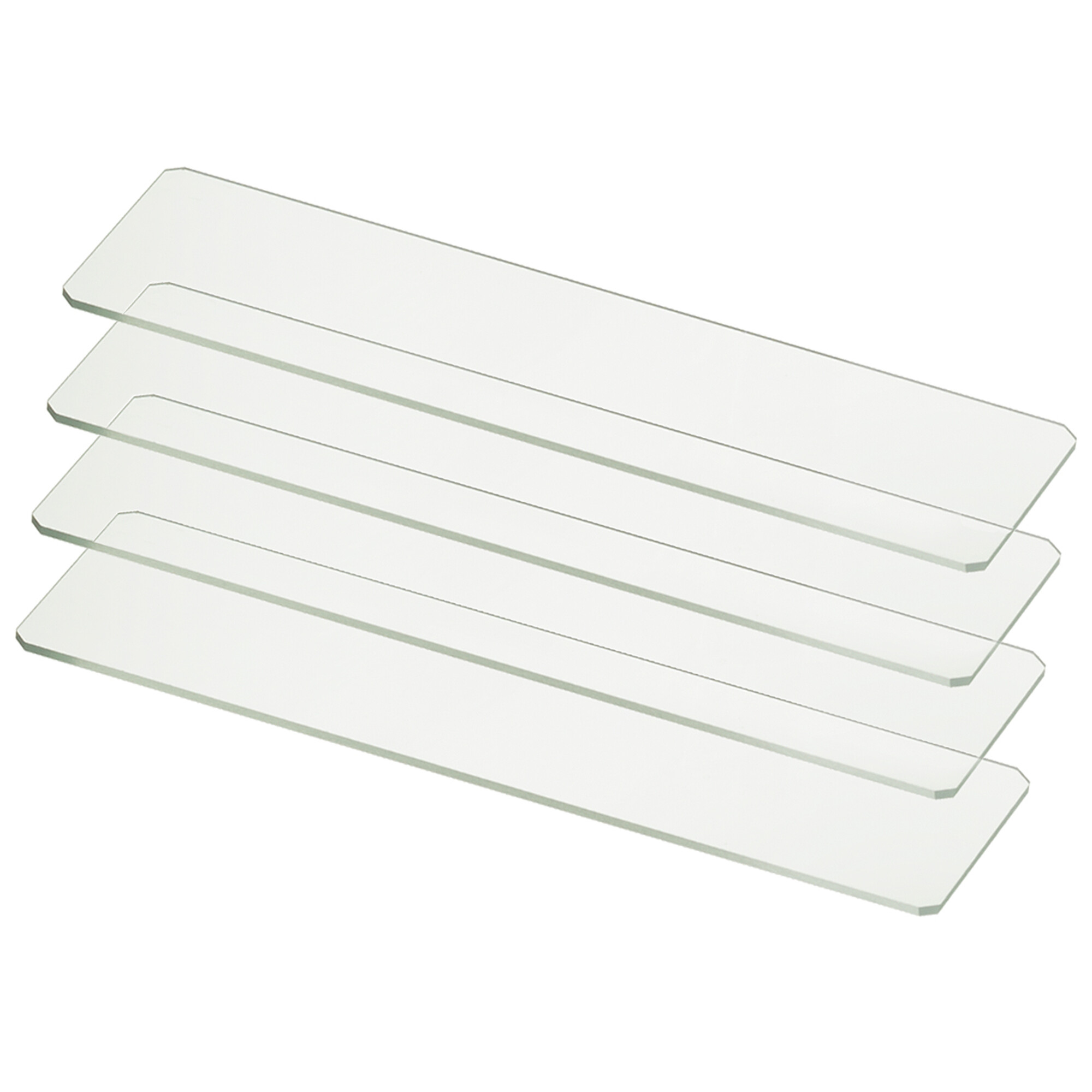 Cuatro estantes de vidrio rectangulares transparentes apilados en diagonal sobre un fondo blanco.