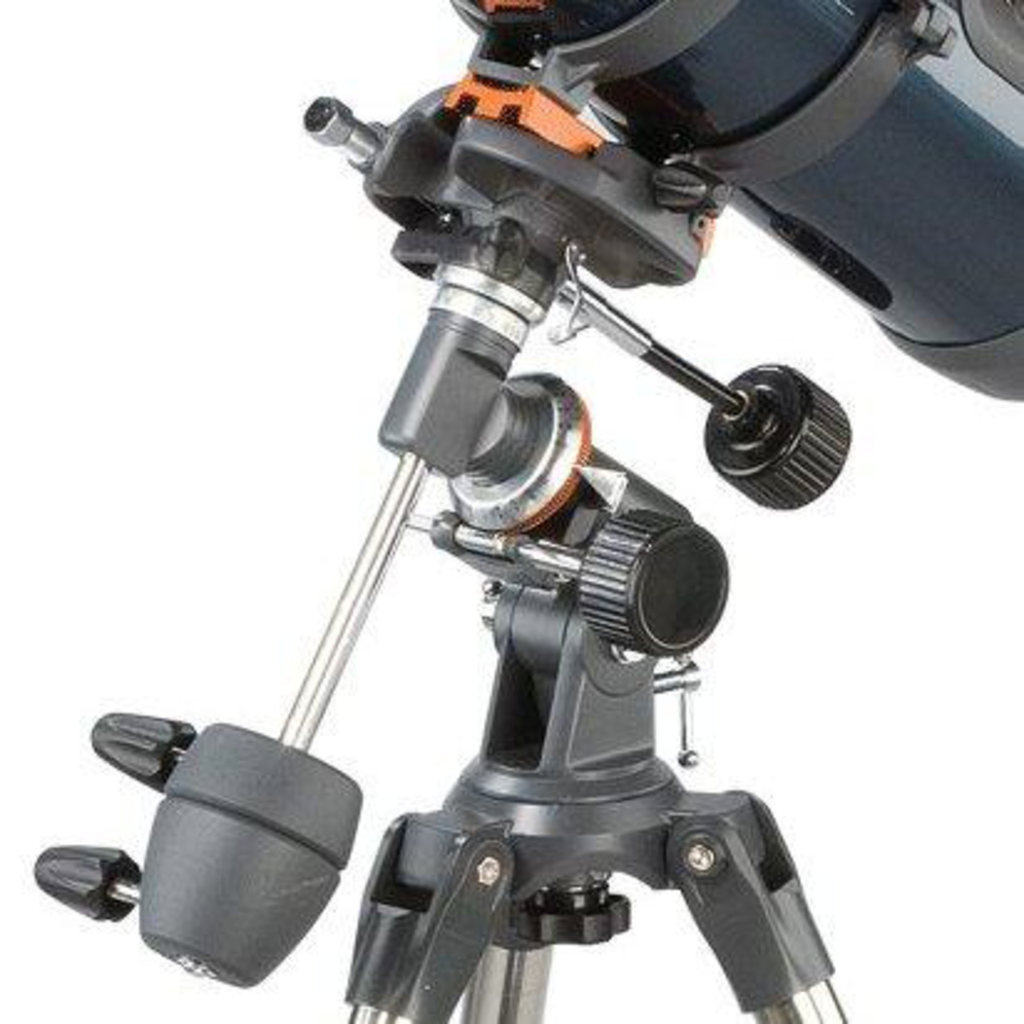 Ein Teleskop auf einem Stativ. Es hat schwarze und silberne Teile, mit orangefarbenen Akzenten und einem schwarzen Knopf.