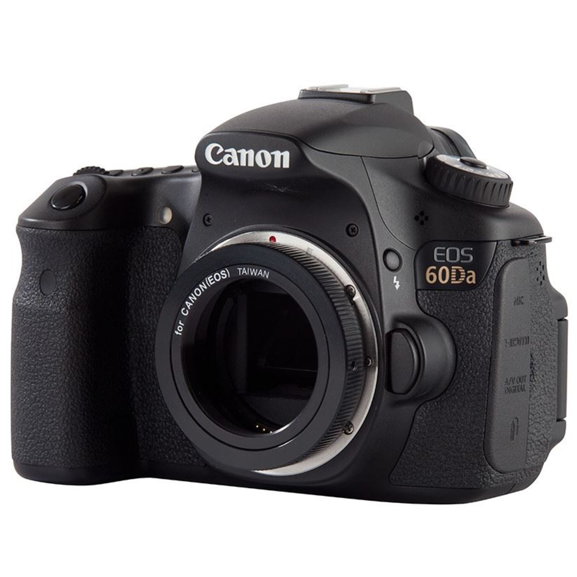 Schwarze Canon EOS 60Da Kamera mit Objektivanschluss, Knöpfen und Canon Logo auf weißem Hintergrund.