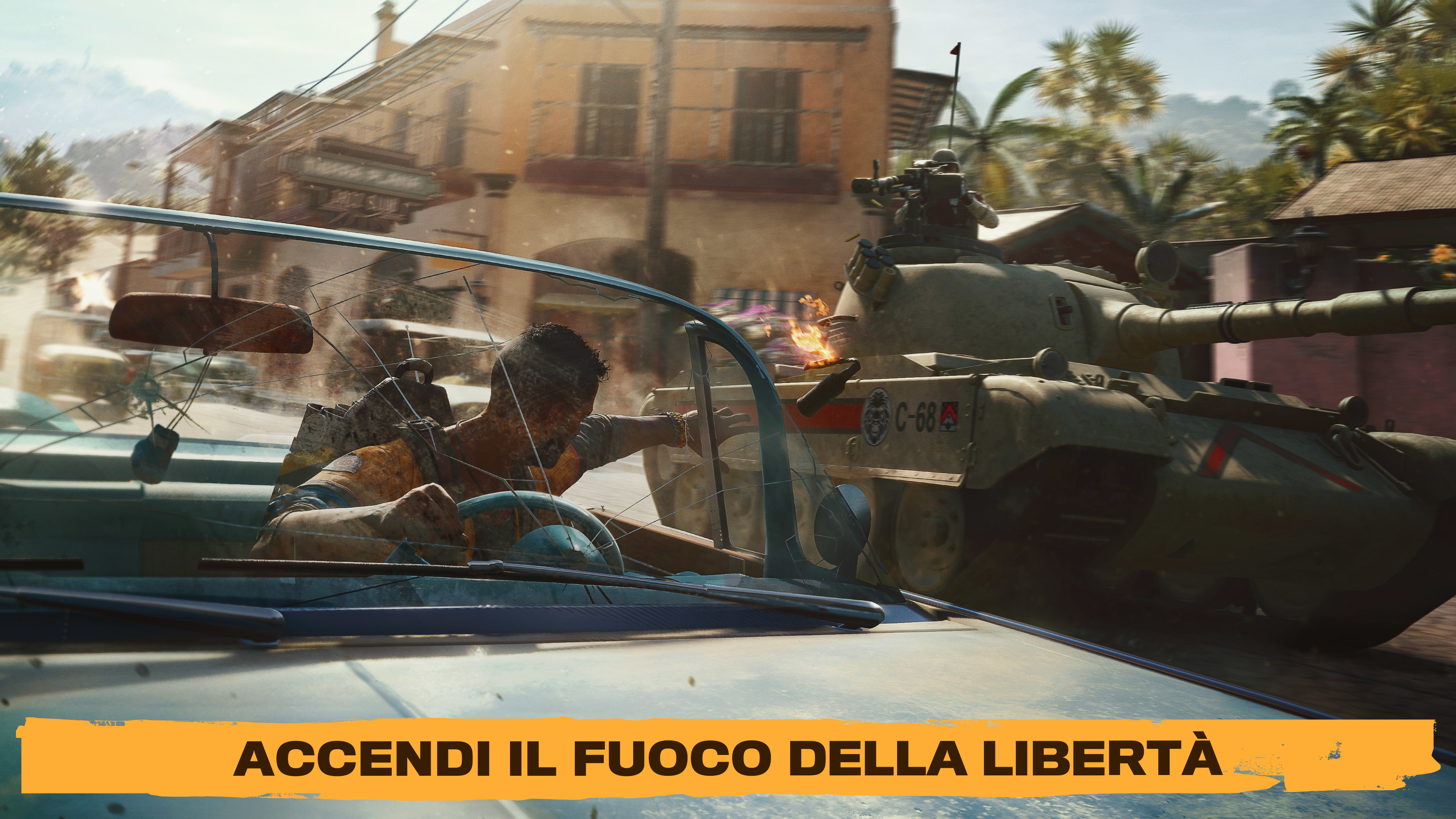 Un uomo in macchina si allunga. Un carro armato è dietro l'auto. Edifici e palme sullo sfondo.