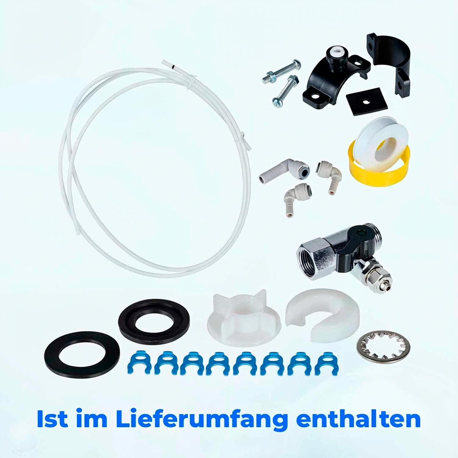 Verschiedene Sanitärteile, darunter Rohre, Fittings, Clips und Dichtungen, auf hellem Hintergrund angeordnet. Deutscher Text unten.